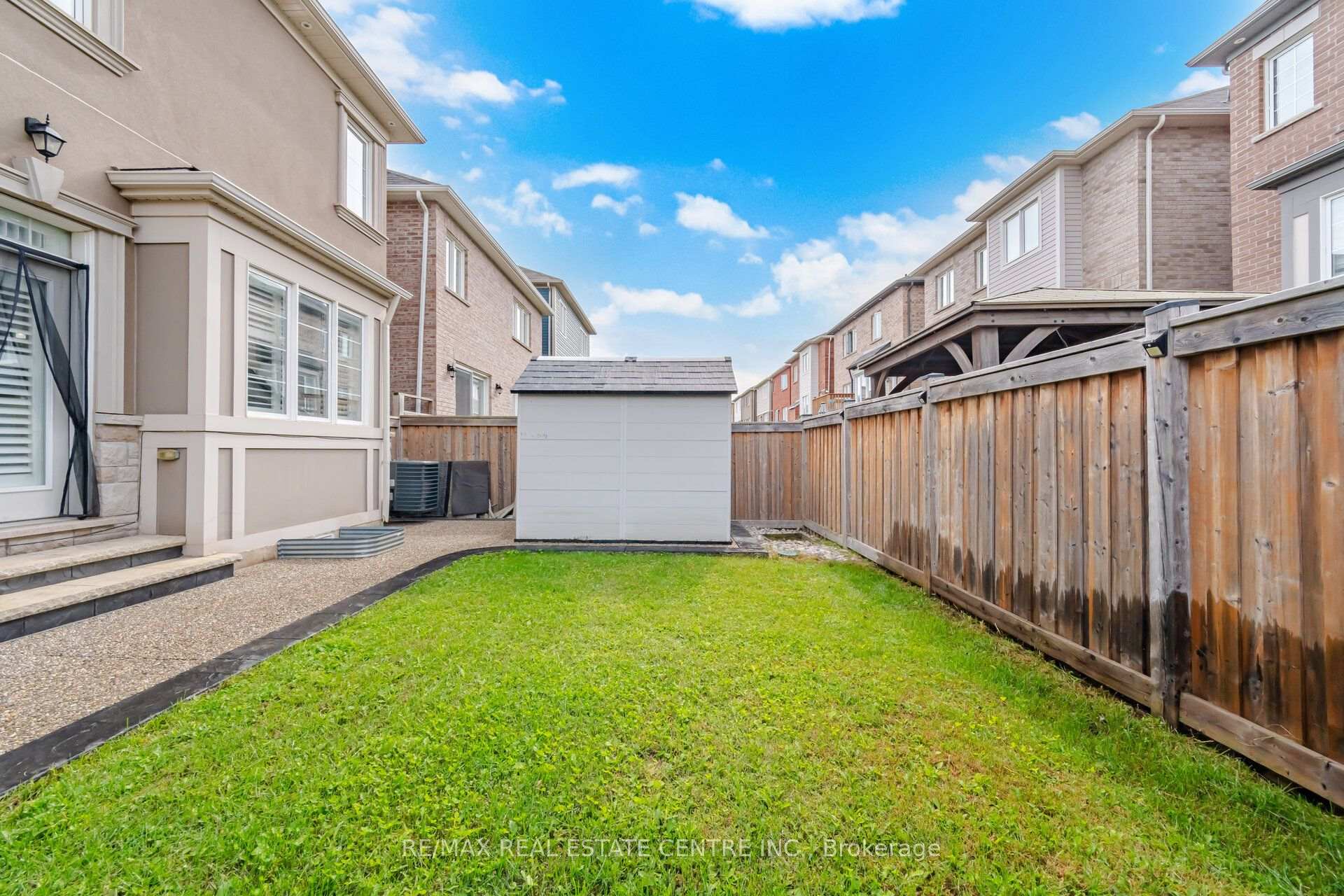 Photo 49 of 153 Whitlock Avenue, Milton, Ford — HOMEH