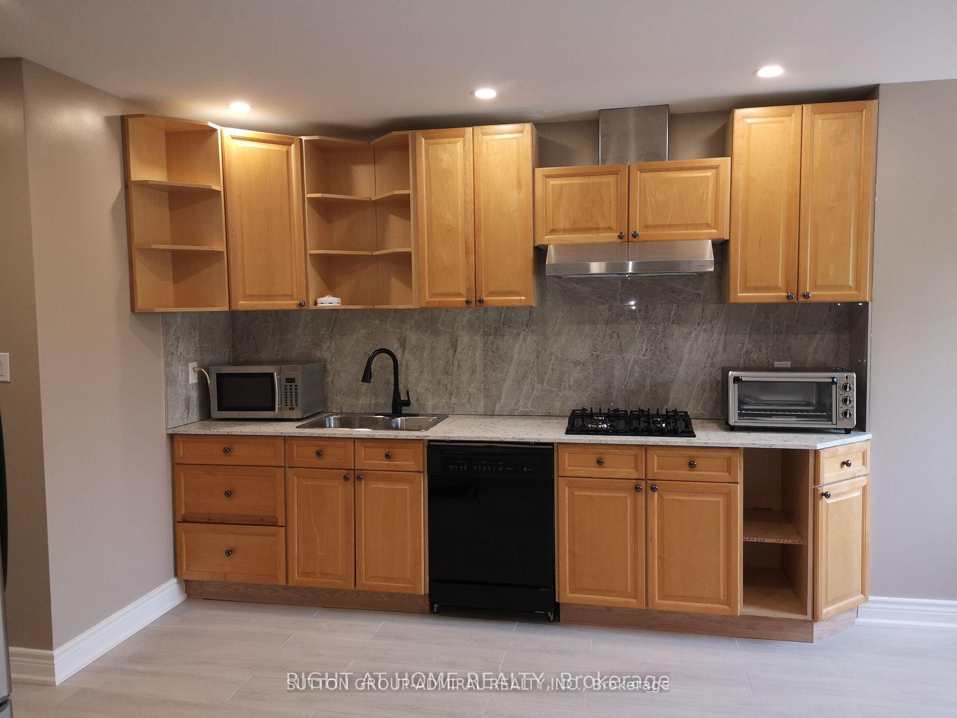 Photo 11 of 17 Middlebrook Road, Wasaga Beach — HOMEH