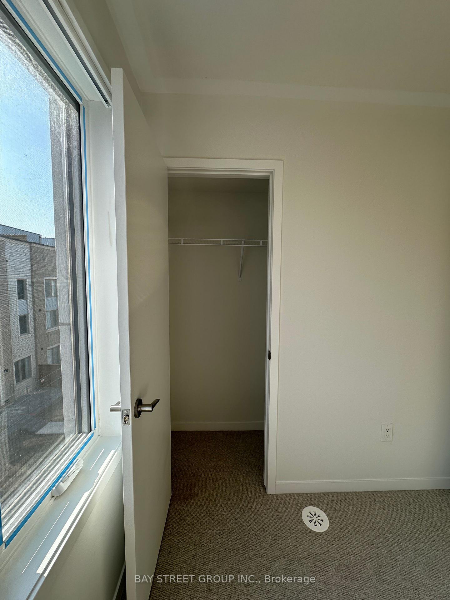 Photo 15 of Unit TH166, 151 Honey Crisp Crescent, Vaughan, Vaughan Corporate Centre — HOMEH
