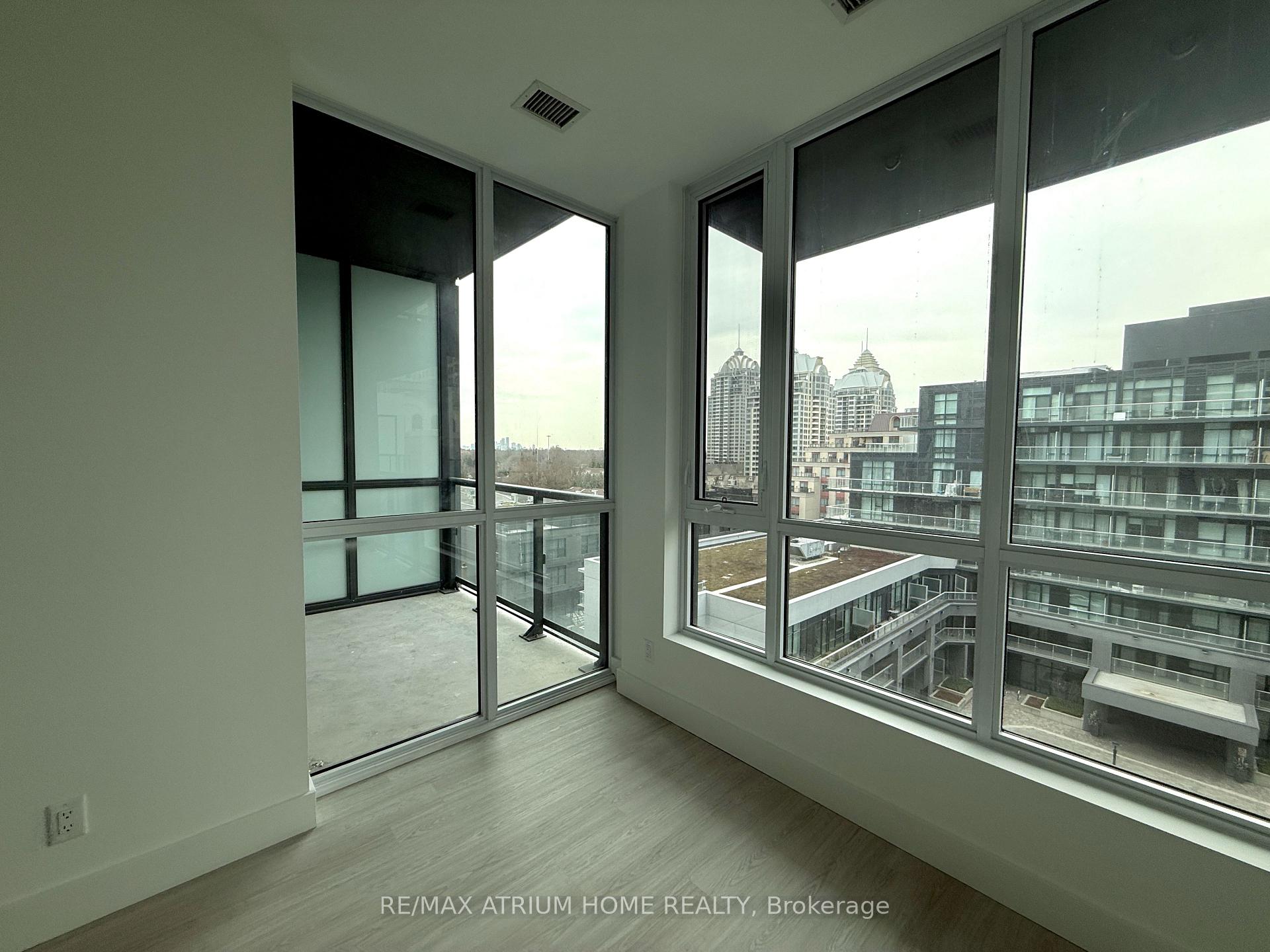Photo 10 of Unit 704, 6 Greenbriar Road, North York, Bayview Village — HOMEH