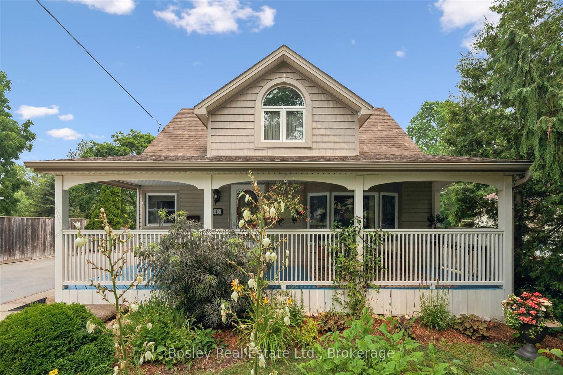 Photo 3 of 49 Edgehill Drive, Guelph, Exhibition Park — HOMEH