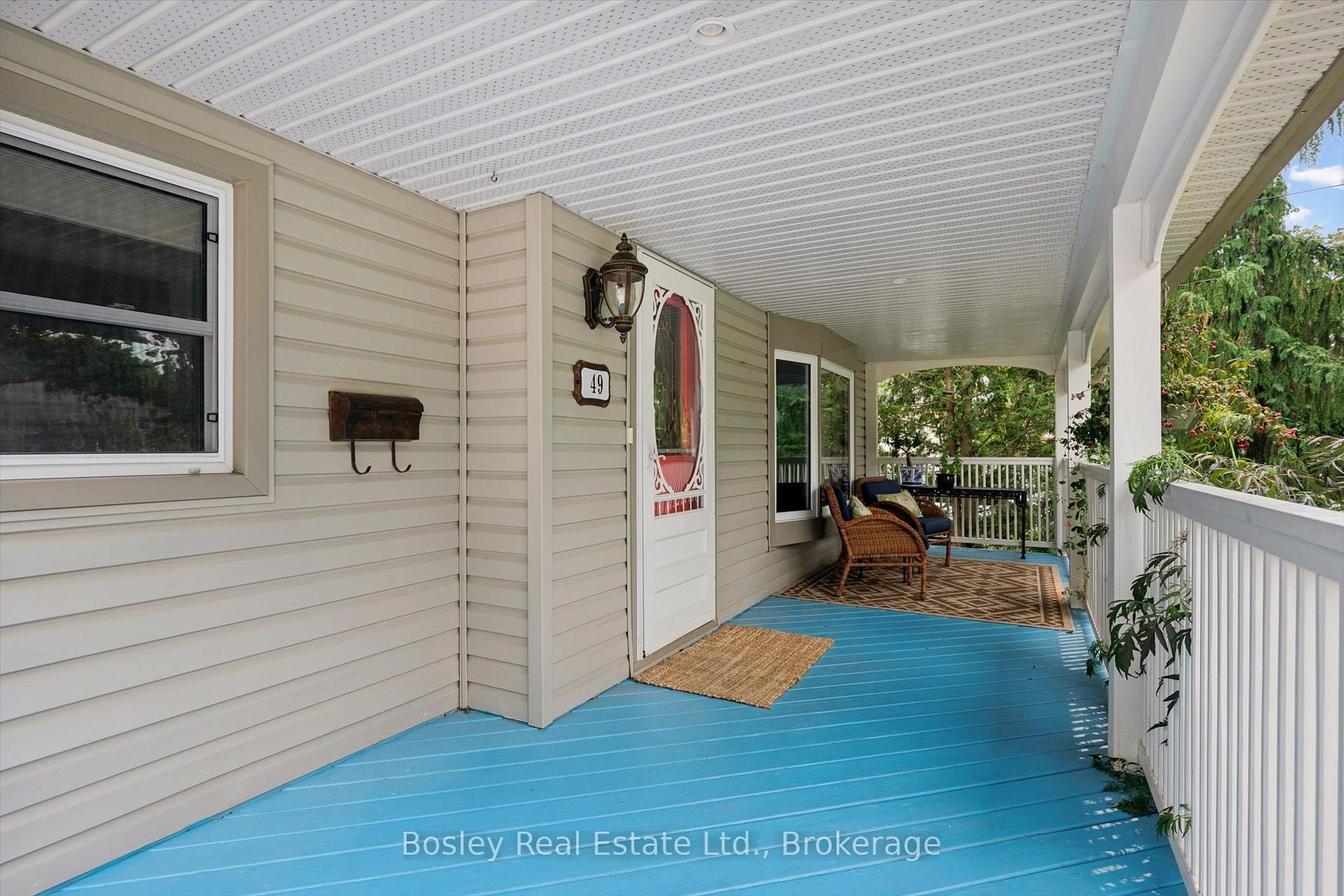 Photo 4 of 49 Edgehill Drive, Guelph, Exhibition Park — HOMEH