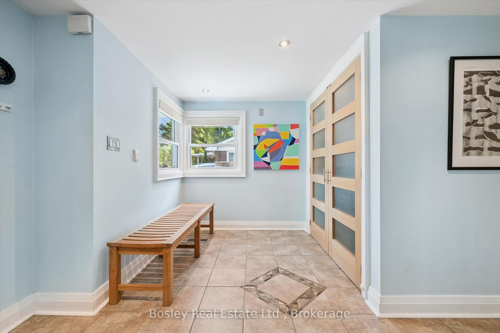 Photo 5 of 49 Edgehill Drive, Guelph, Exhibition Park — HOMEH