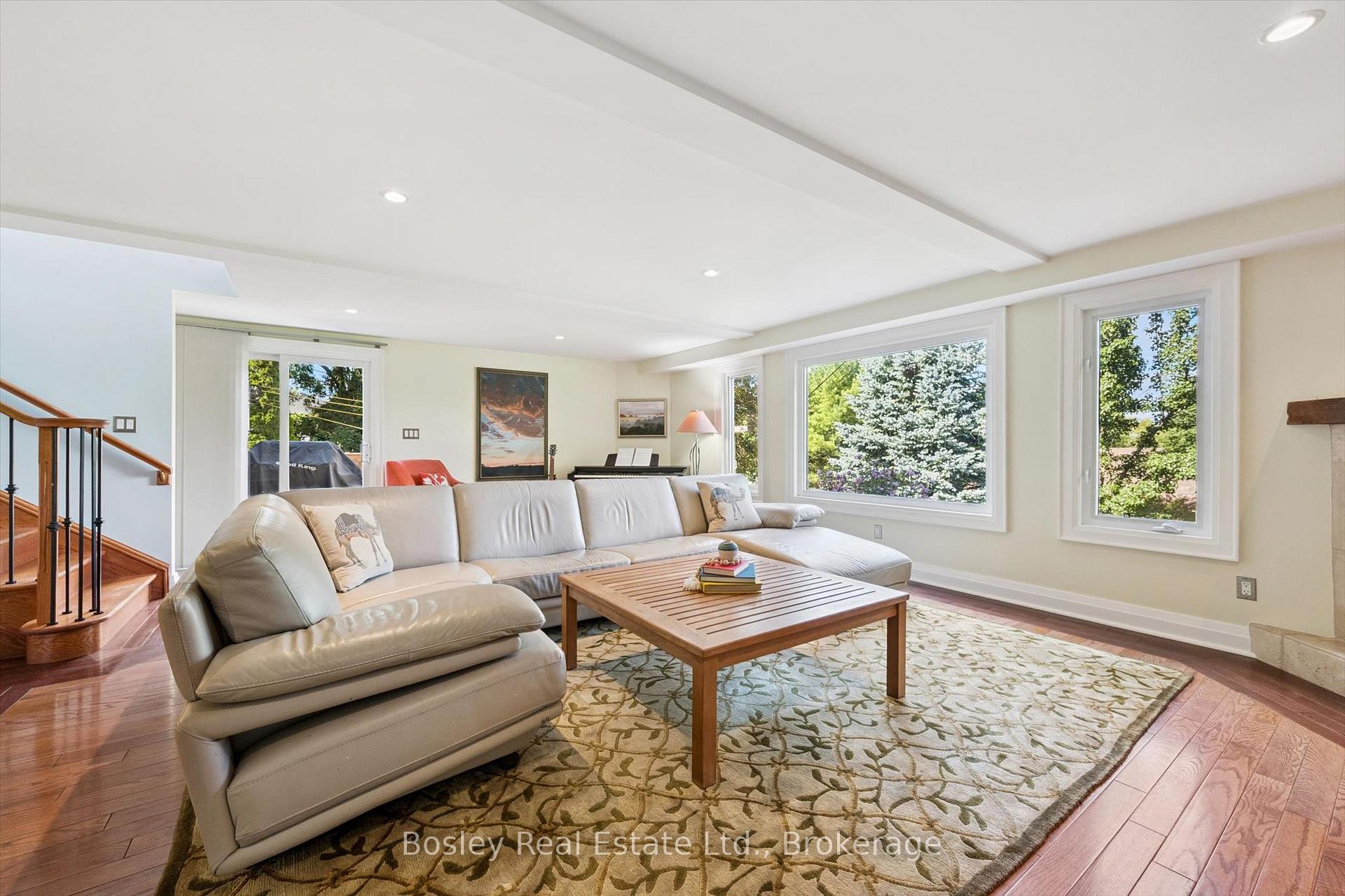 Photo 8 of 49 Edgehill Drive, Guelph, Exhibition Park — HOMEH