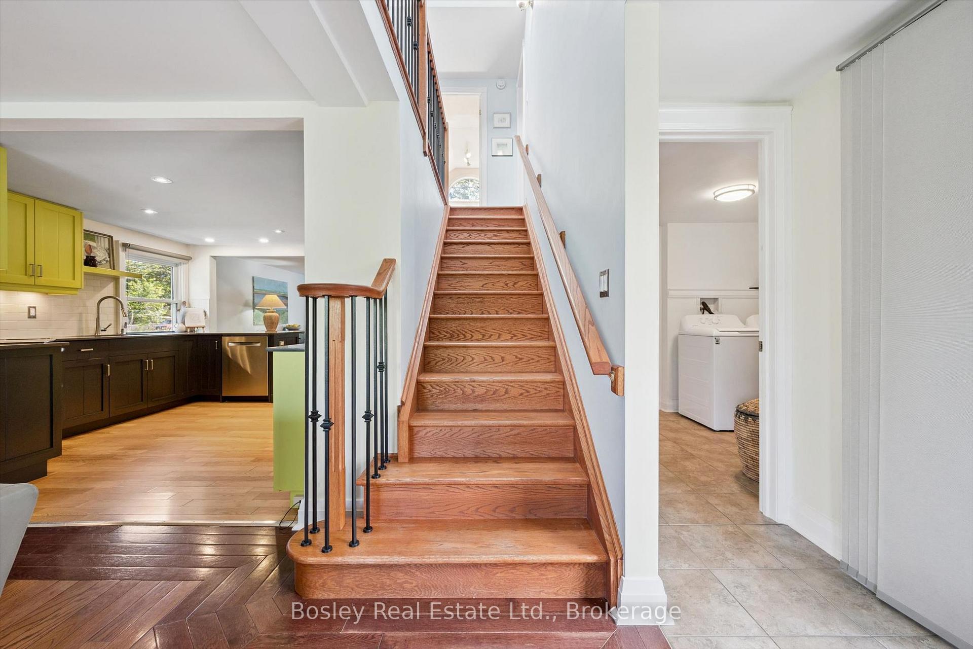 Photo 18 of 49 Edgehill Drive, Guelph, Exhibition Park — HOMEH