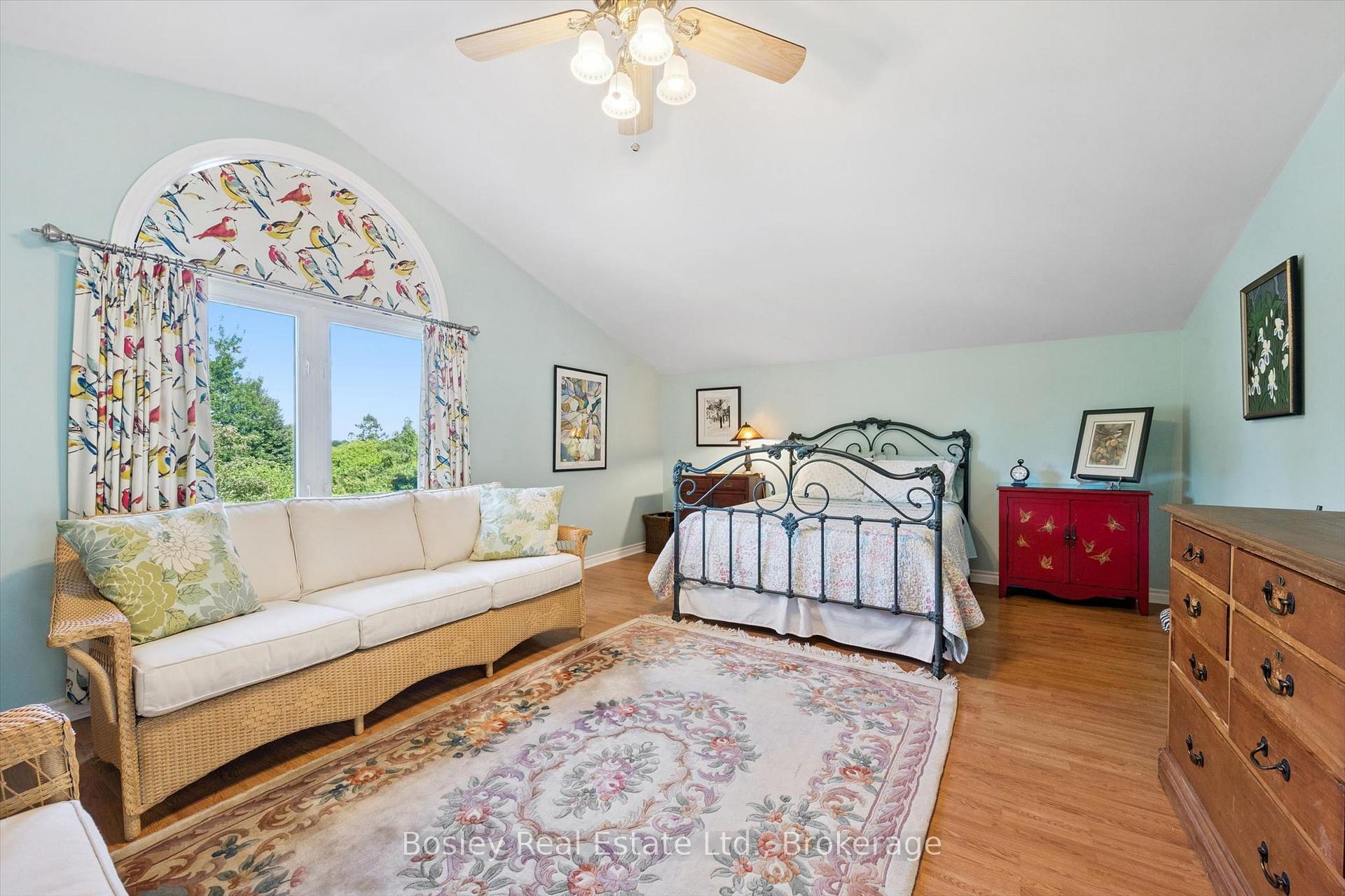 Photo 19 of 49 Edgehill Drive, Guelph, Exhibition Park — HOMEH