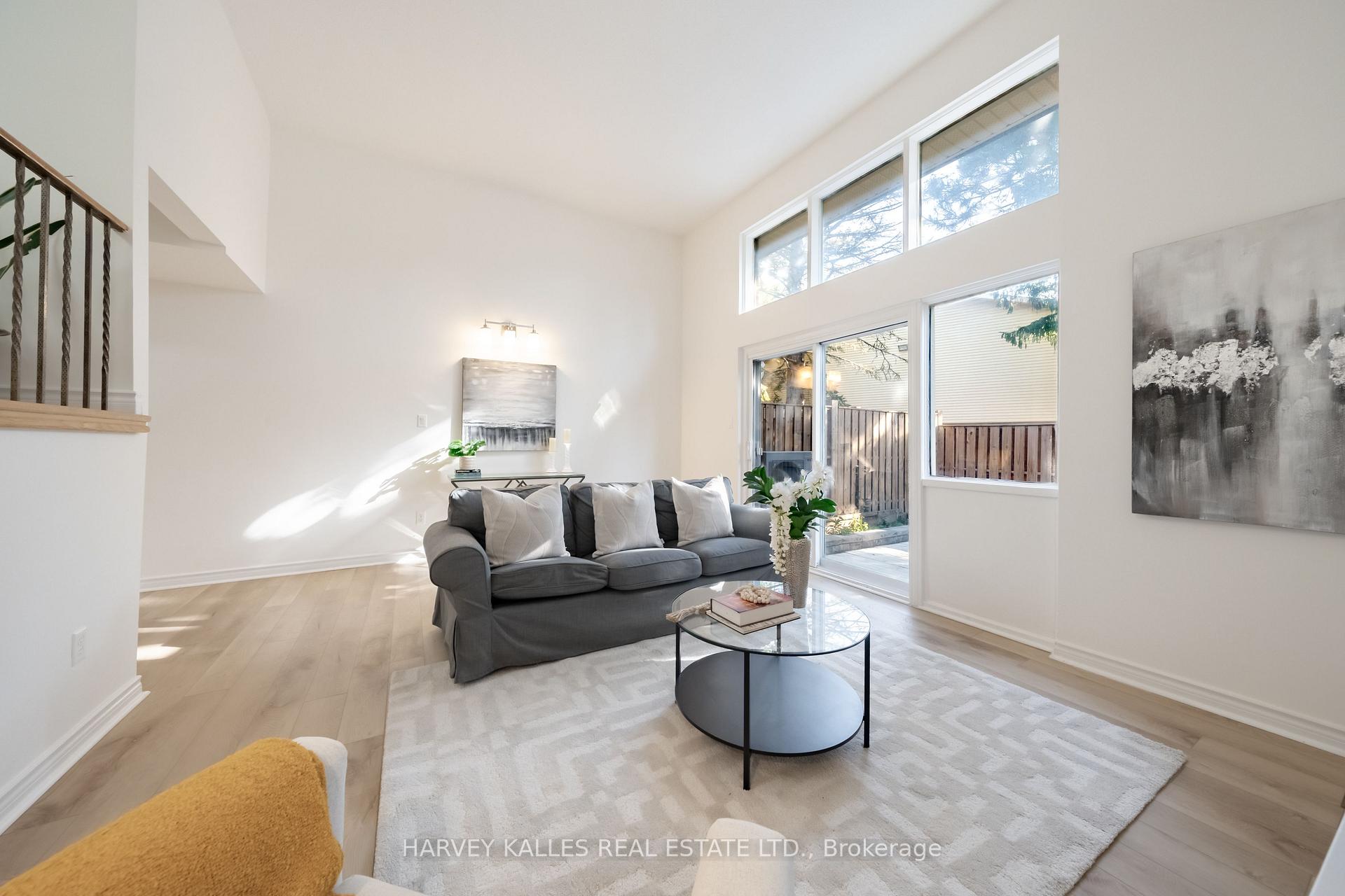 Photo 1 of 102 Jenny Wren Way, North York, Hillcrest Village — HOMEH