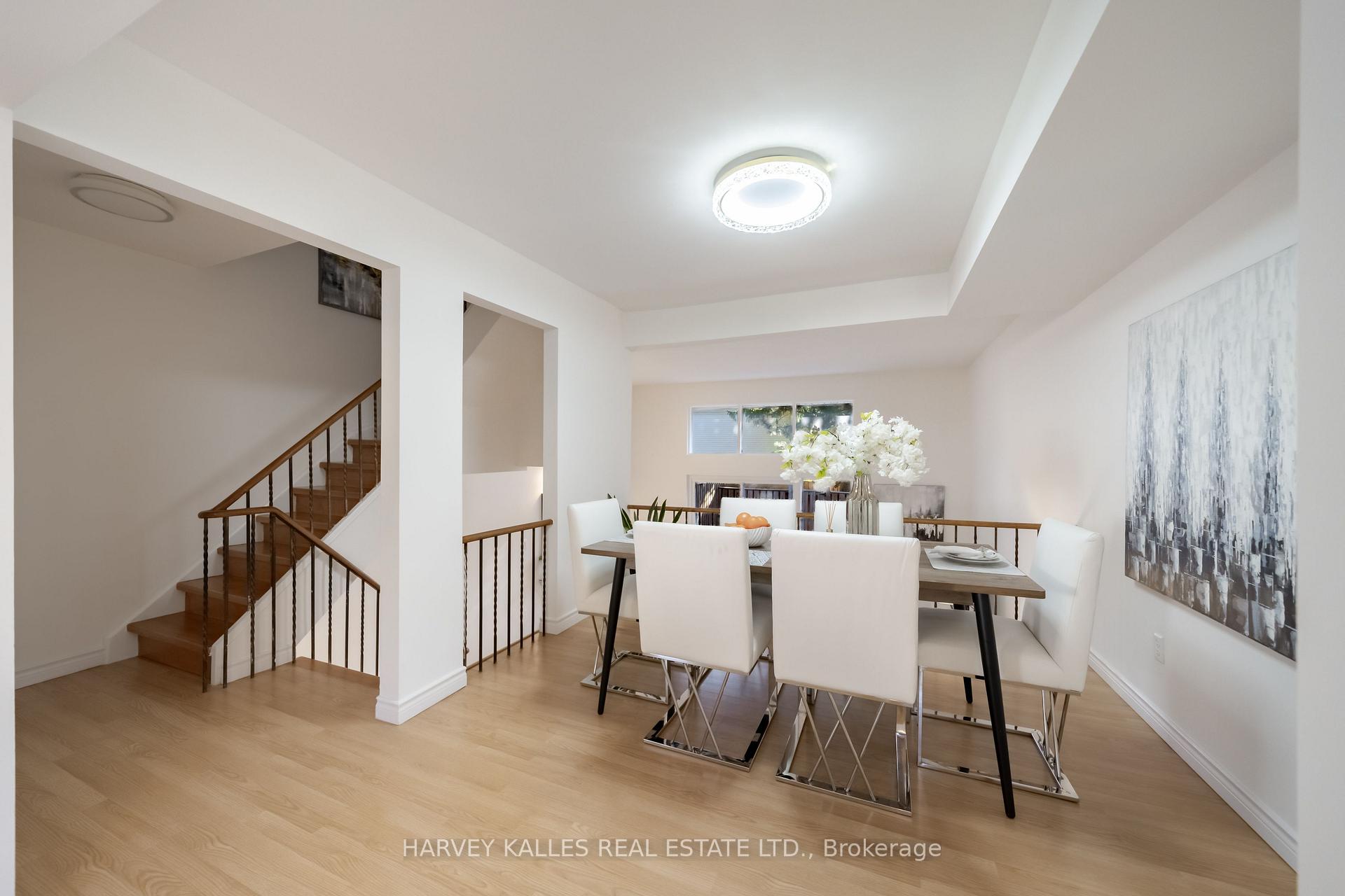Photo 13 of 102 Jenny Wren Way, North York, Hillcrest Village — HOMEH