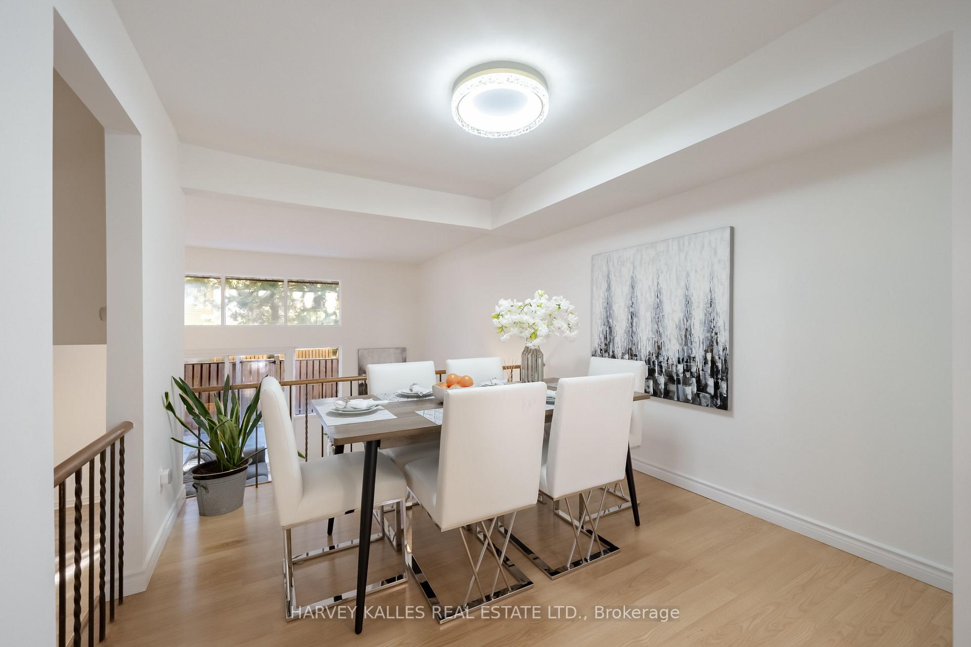 Photo 15 of 102 Jenny Wren Way, North York, Hillcrest Village — HOMEH
