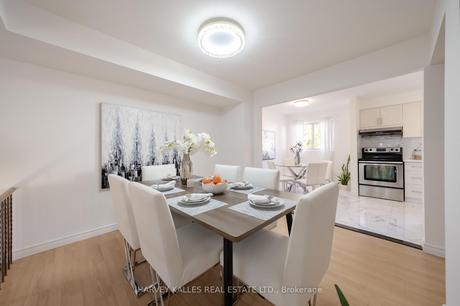 Photo 16 of 102 Jenny Wren Way, North York, Hillcrest Village — HOMEH