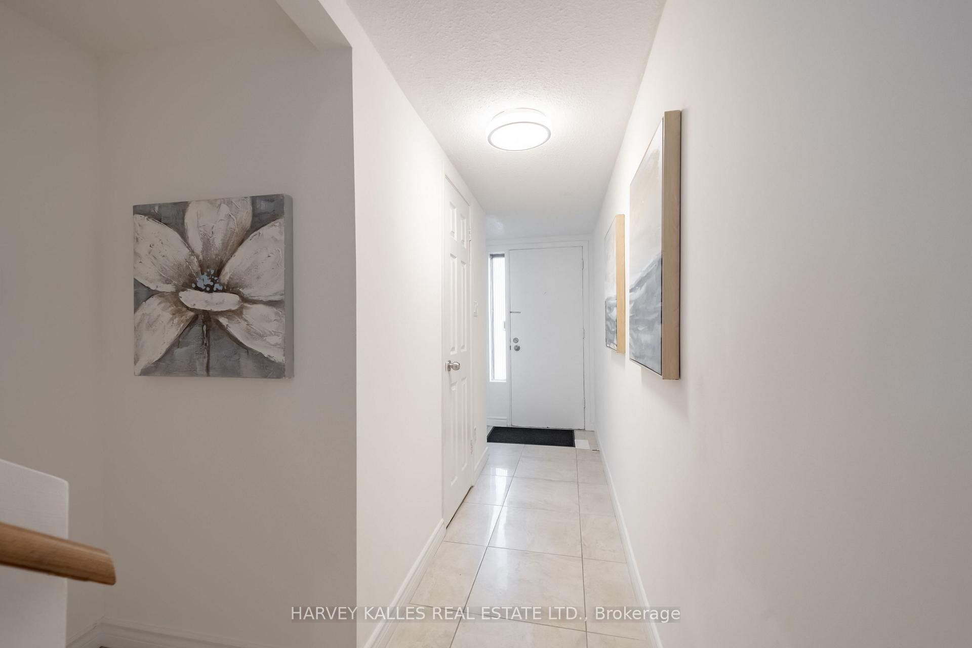 Photo 48 of 102 Jenny Wren Way, North York, Hillcrest Village — HOMEH