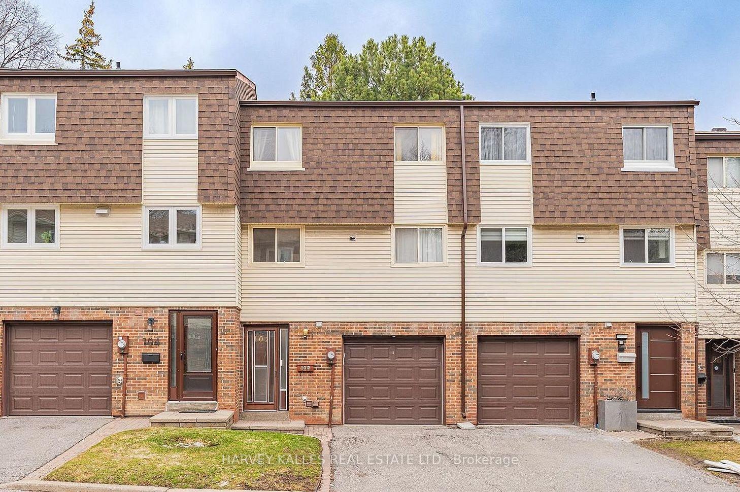 Photo 49 of 102 Jenny Wren Way, North York, Hillcrest Village — HOMEH