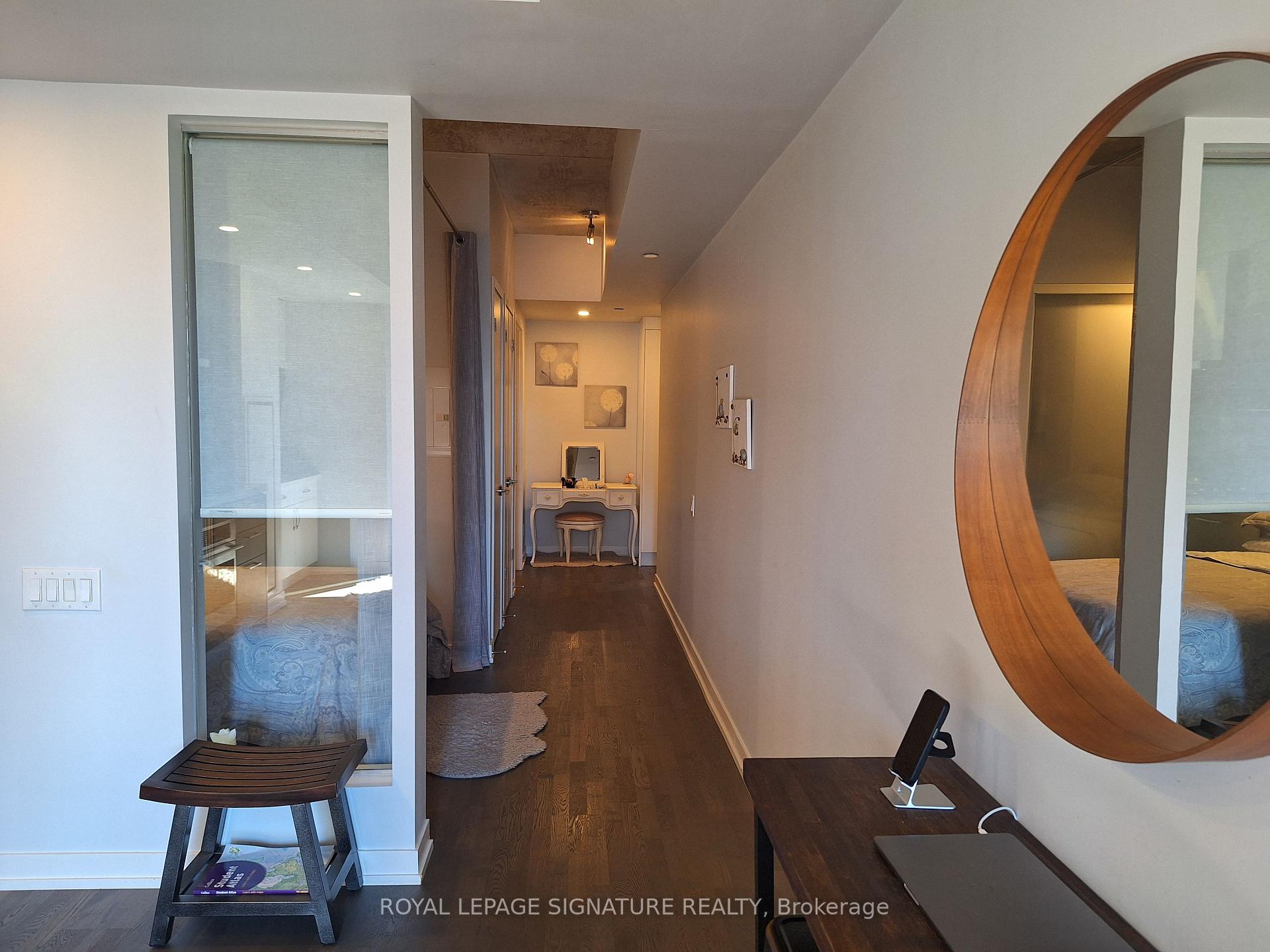 Photo 6 of Unit 821, 560 King Street W, Toronto, Waterfront Communities — HOMEH