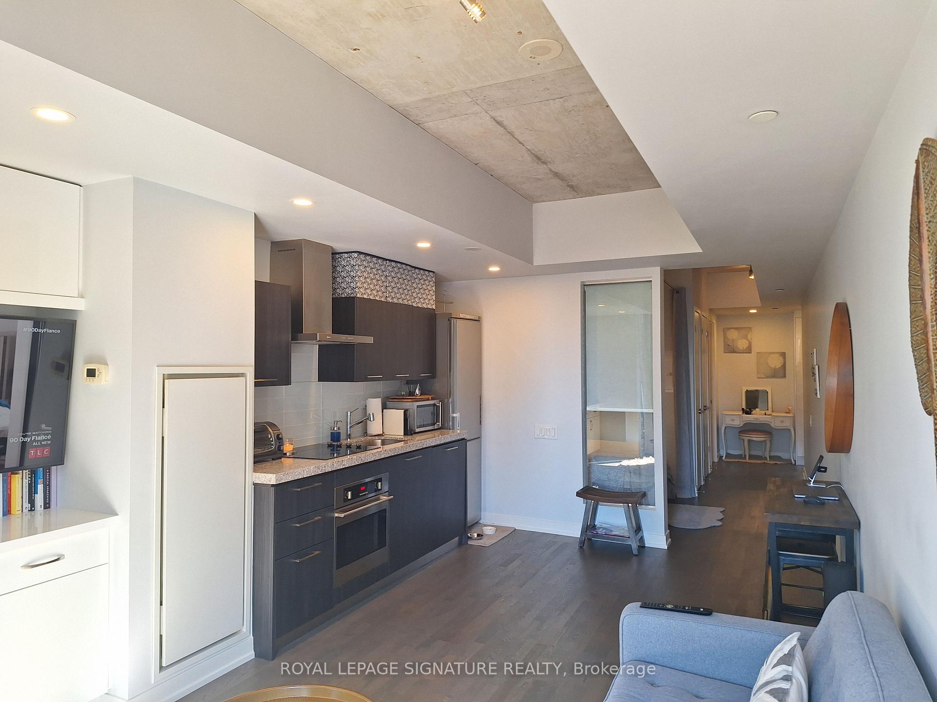 Photo 7 of Unit 821, 560 King Street W, Toronto, Waterfront Communities — HOMEH