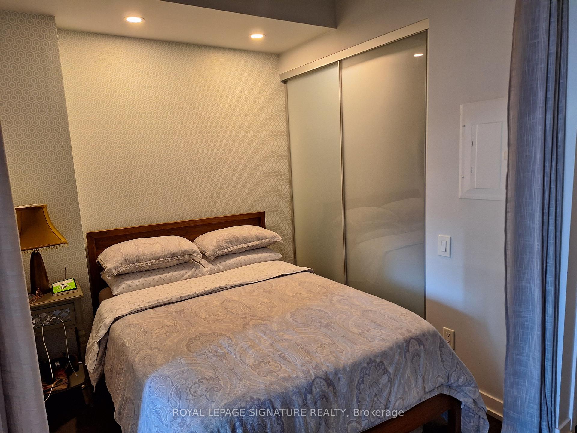 Photo 9 of Unit 821, 560 King Street W, Toronto, Waterfront Communities — HOMEH