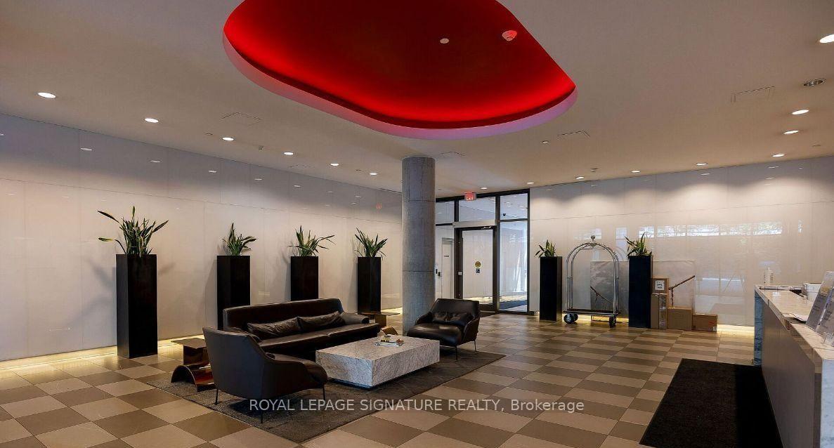 Photo 12 of Unit 821, 560 King Street W, Toronto, Waterfront Communities — HOMEH
