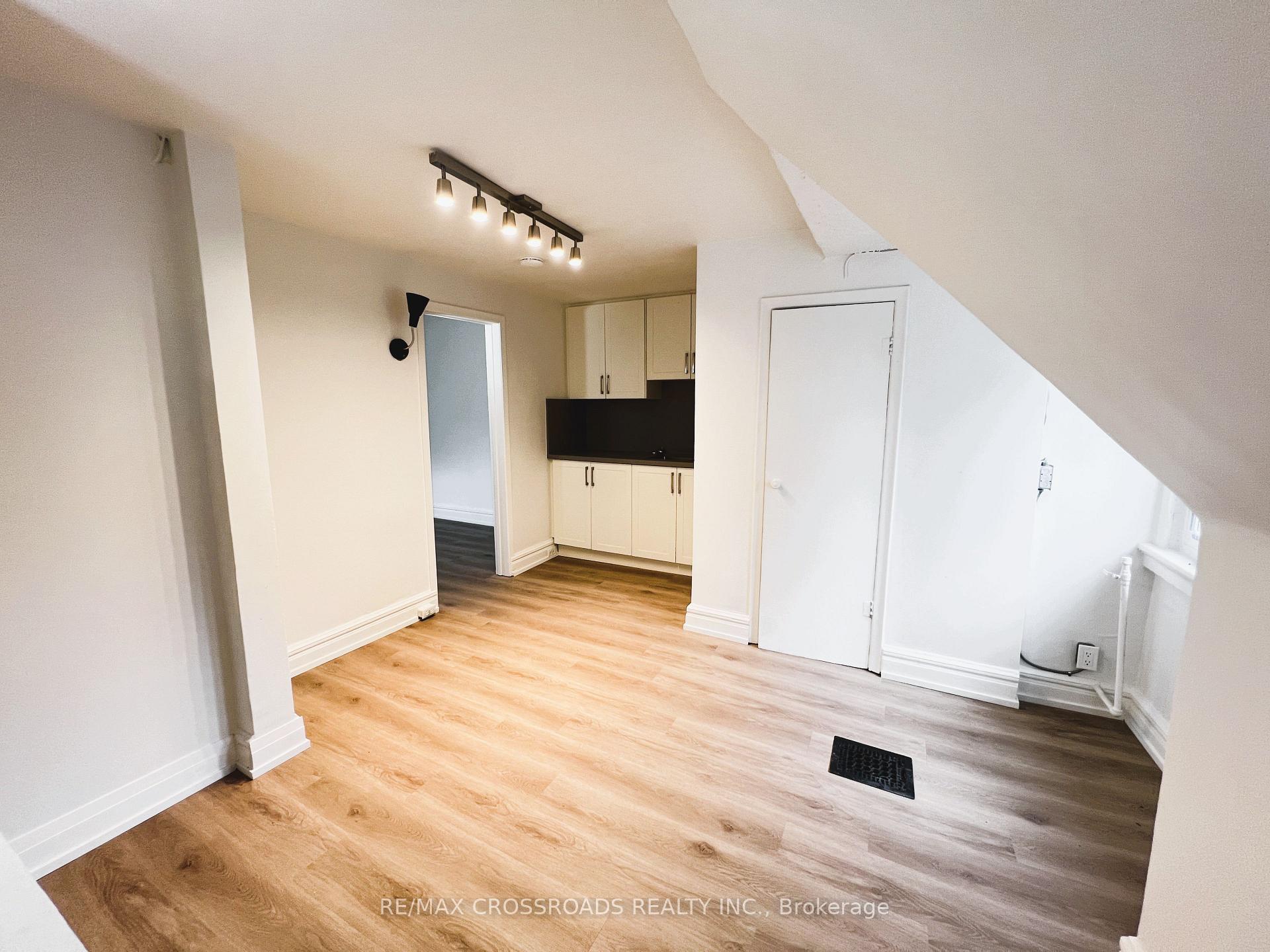 Photo 23 of 82 Curzon Street, Toronto, South Riverdale — HOMEH