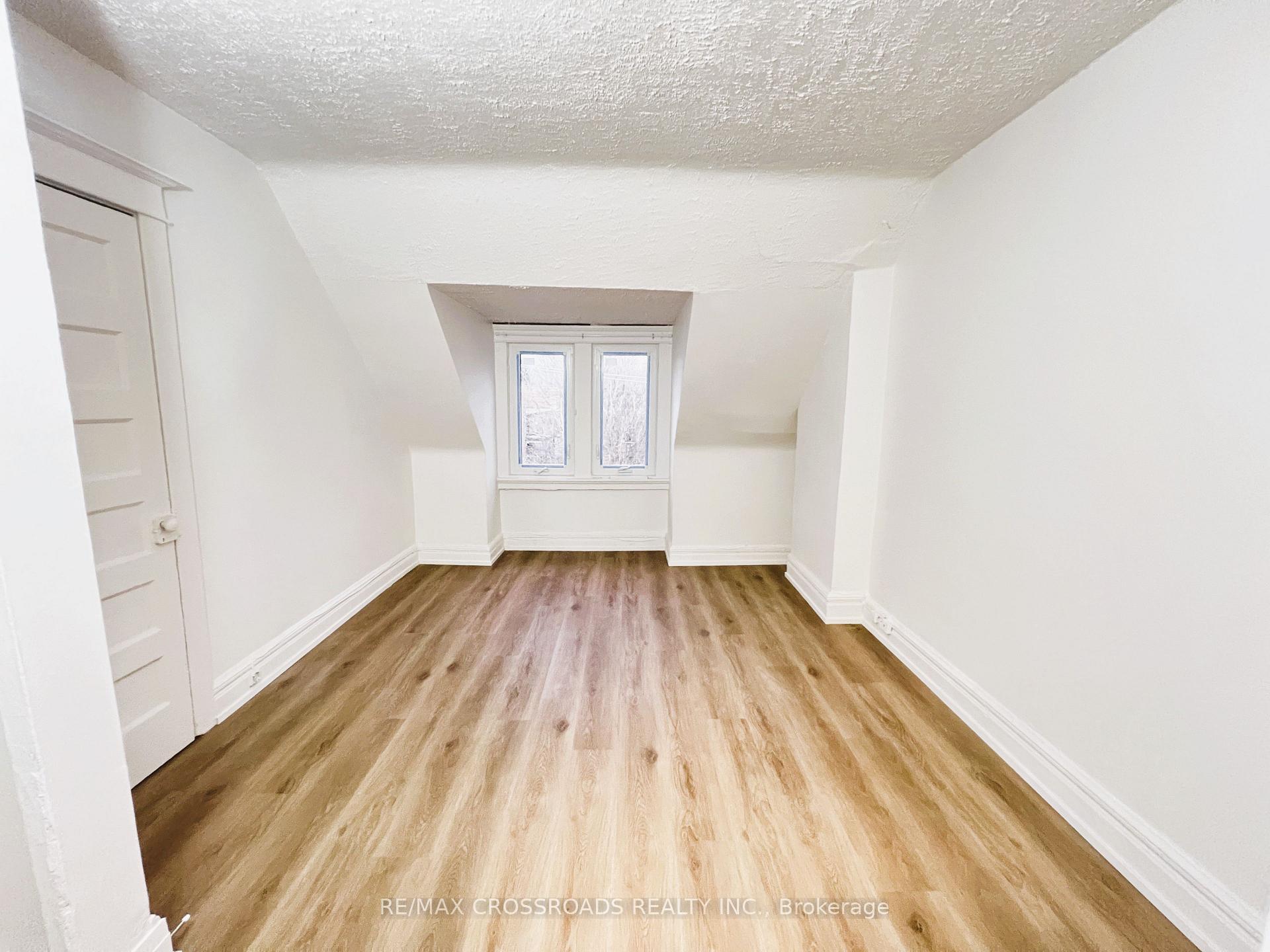 Photo 27 of 82 Curzon Street, Toronto, South Riverdale — HOMEH