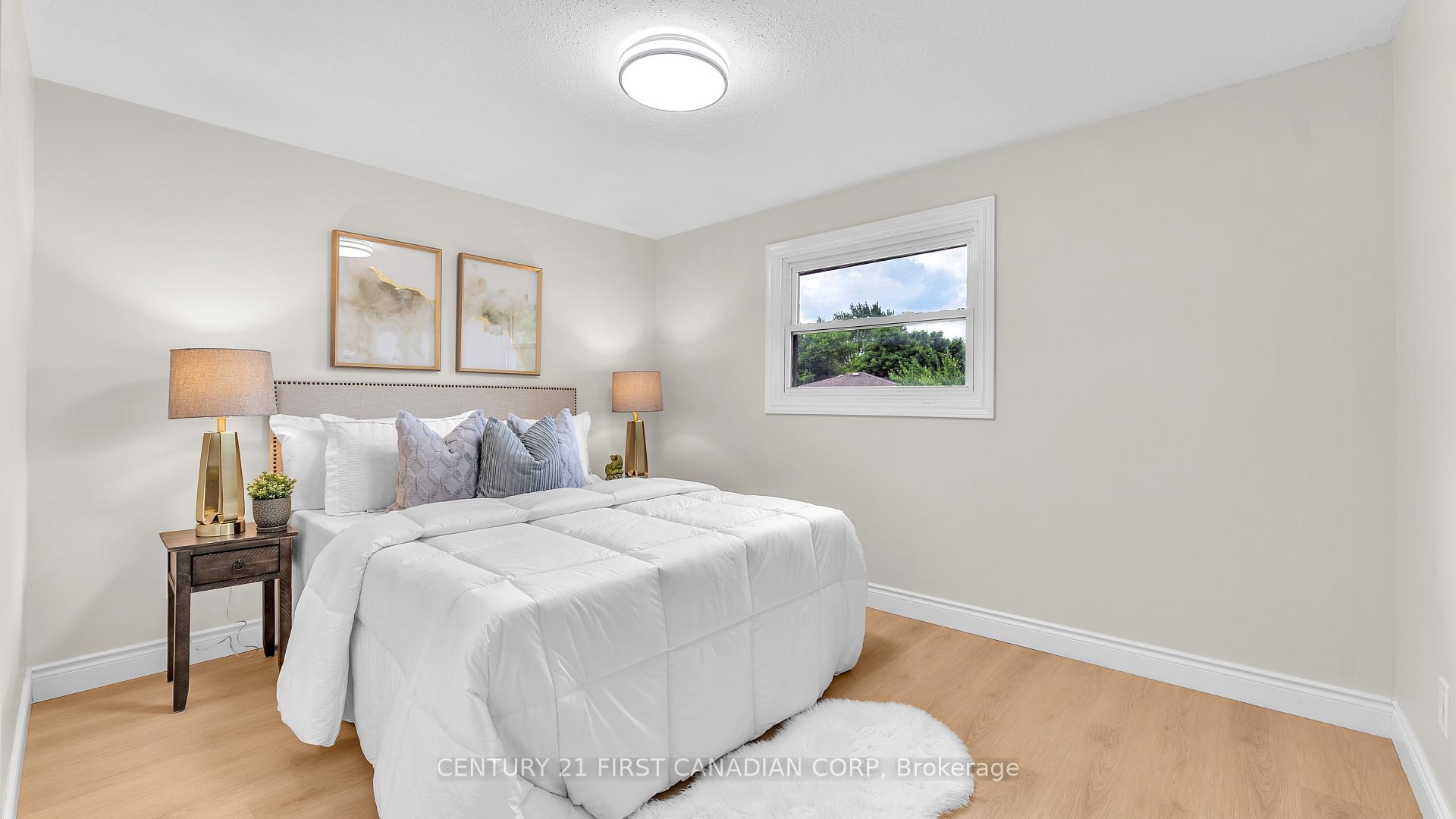 Photo 8 of 167 Carlyle Drive, London, East I — HOMEH