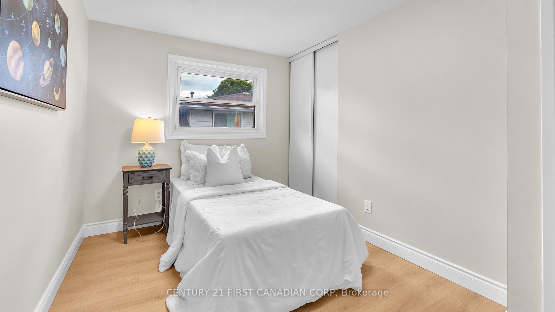 Photo 9 of 167 Carlyle Drive, London, East I — HOMEH