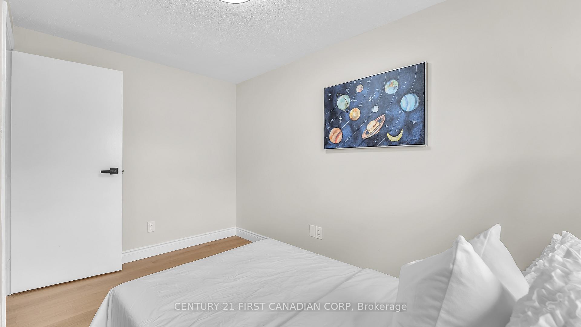 Photo 10 of 167 Carlyle Drive, London, East I — HOMEH