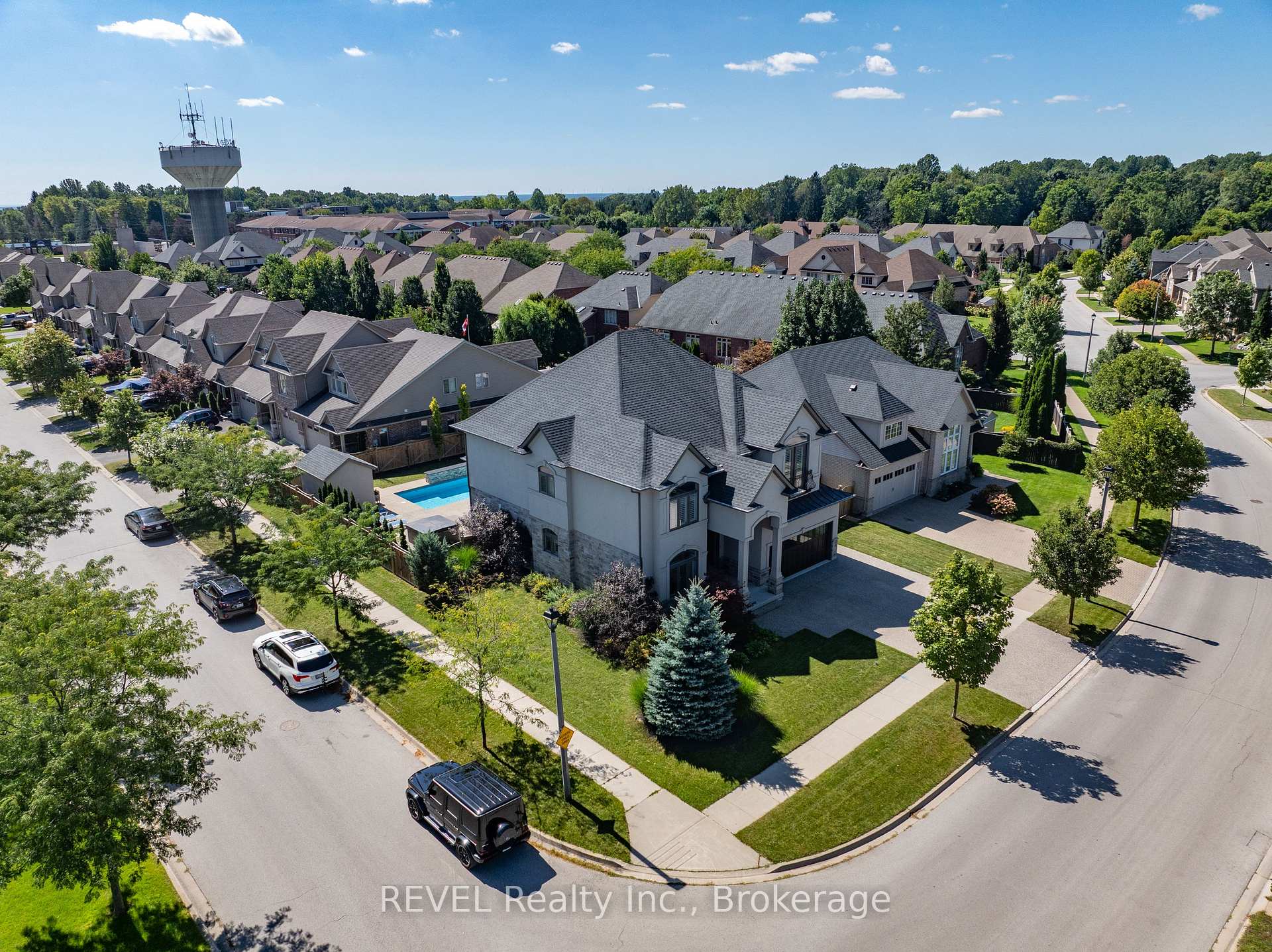 Photo 5 of 24 Brewerton Boulevard, Pelham, Fonthill — HOMEH
