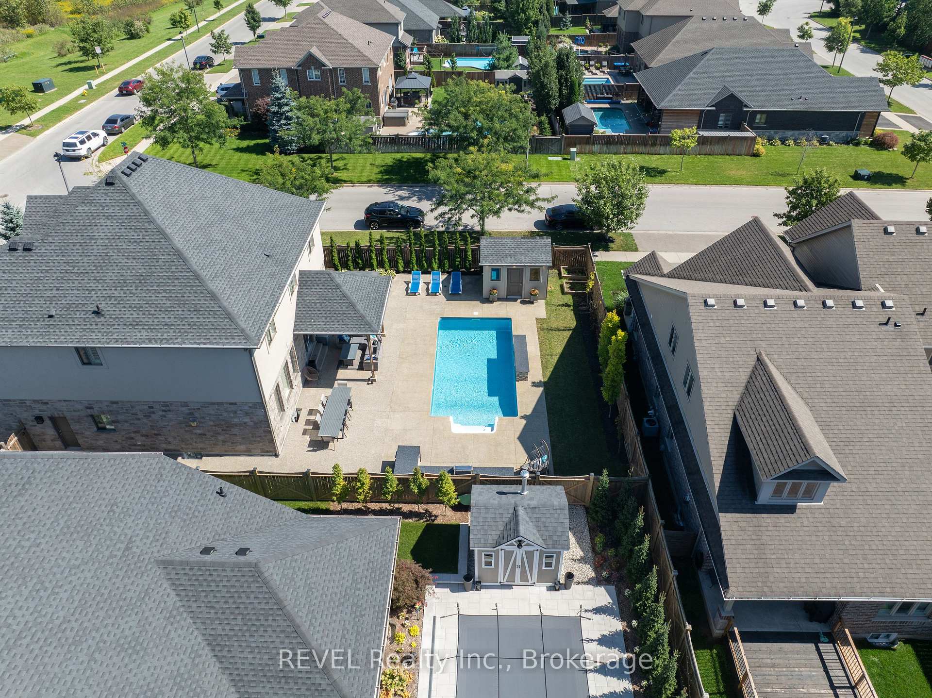Photo 6 of 24 Brewerton Boulevard, Pelham, Fonthill — HOMEH
