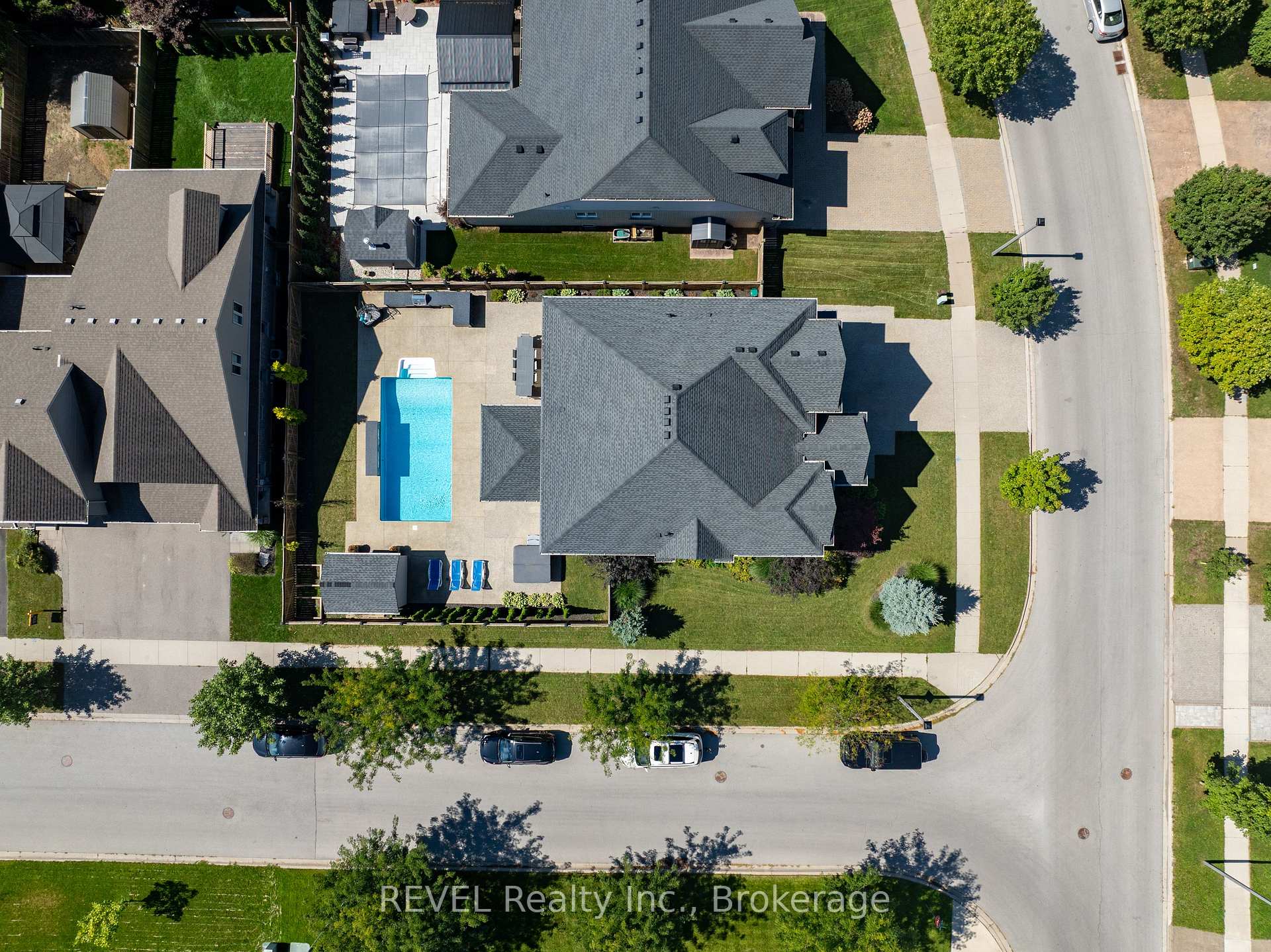 Photo 7 of 24 Brewerton Boulevard, Pelham, Fonthill — HOMEH