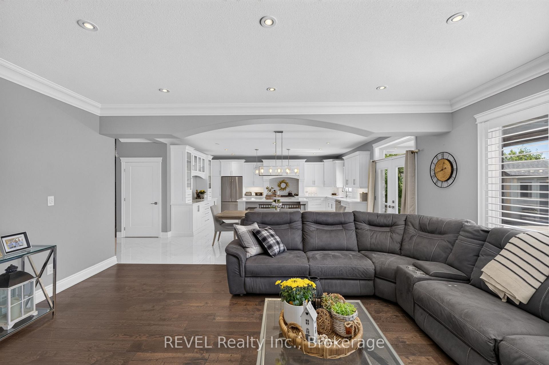Photo 23 of 24 Brewerton Boulevard, Pelham, Fonthill — HOMEH