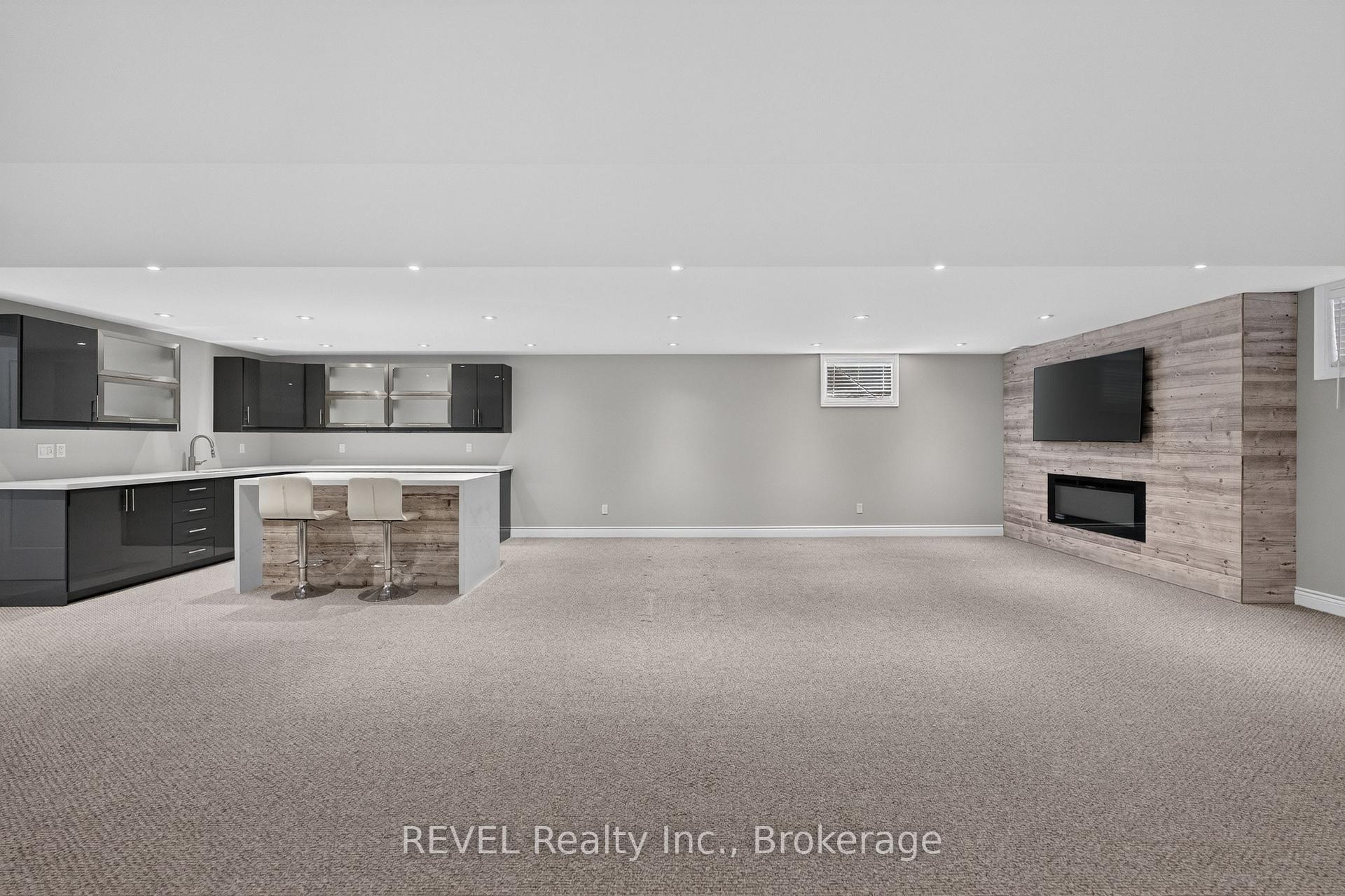 Photo 37 of 24 Brewerton Boulevard, Pelham, Fonthill — HOMEH