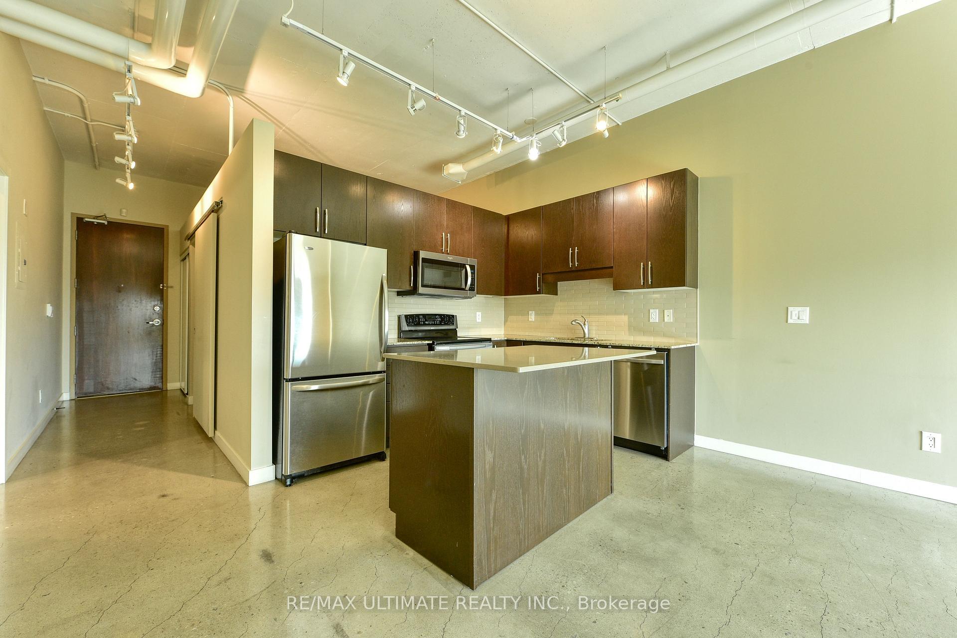 Photo 3 of Unit 508, 2 Fieldway Road, Etobicoke, Islington-City Centre West — HOMEH