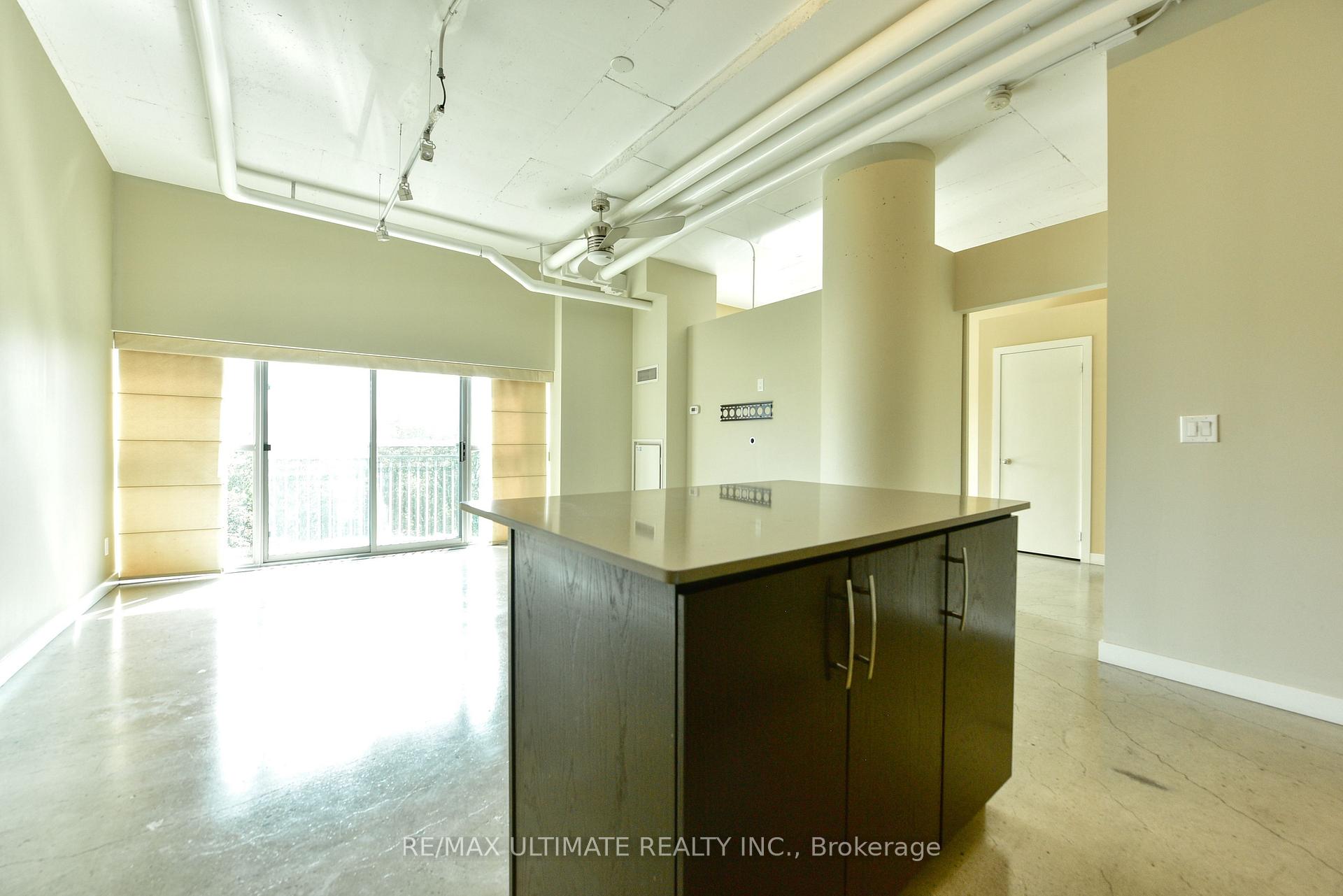 Photo 6 of Unit 508, 2 Fieldway Road, Etobicoke, Islington-City Centre West — HOMEH