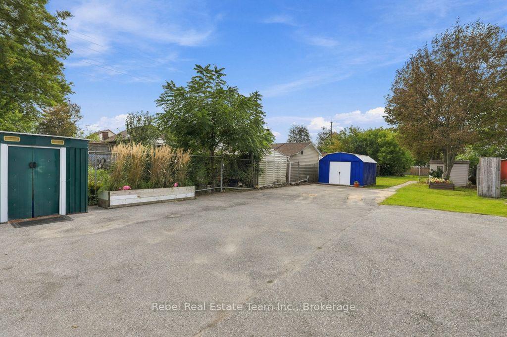 Photo 28 of 254 Burk Street, Oshawa, Vanier — HOMEH