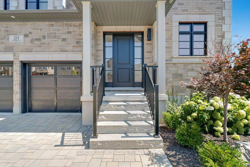 Photo 4 of 211 Ambrous Crescent, Guelph, Kortright East — HOMEH