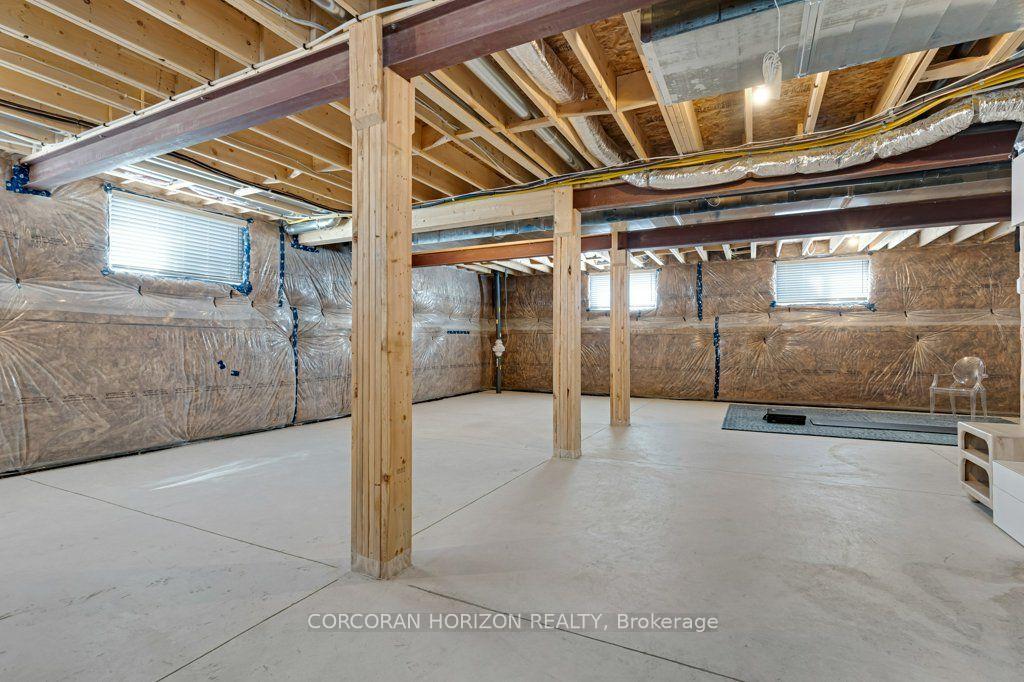 Photo 41 of 211 Ambrous Crescent, Guelph, Kortright East — HOMEH