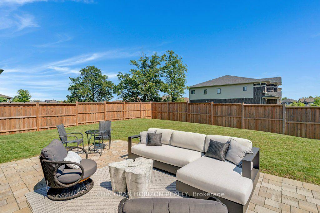 Photo 44 of 211 Ambrous Crescent, Guelph, Kortright East — HOMEH