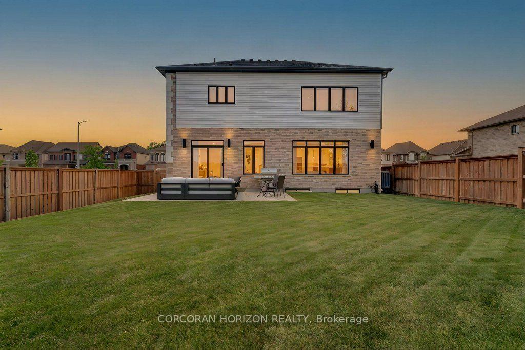 Photo 45 of 211 Ambrous Crescent, Guelph, Kortright East — HOMEH
