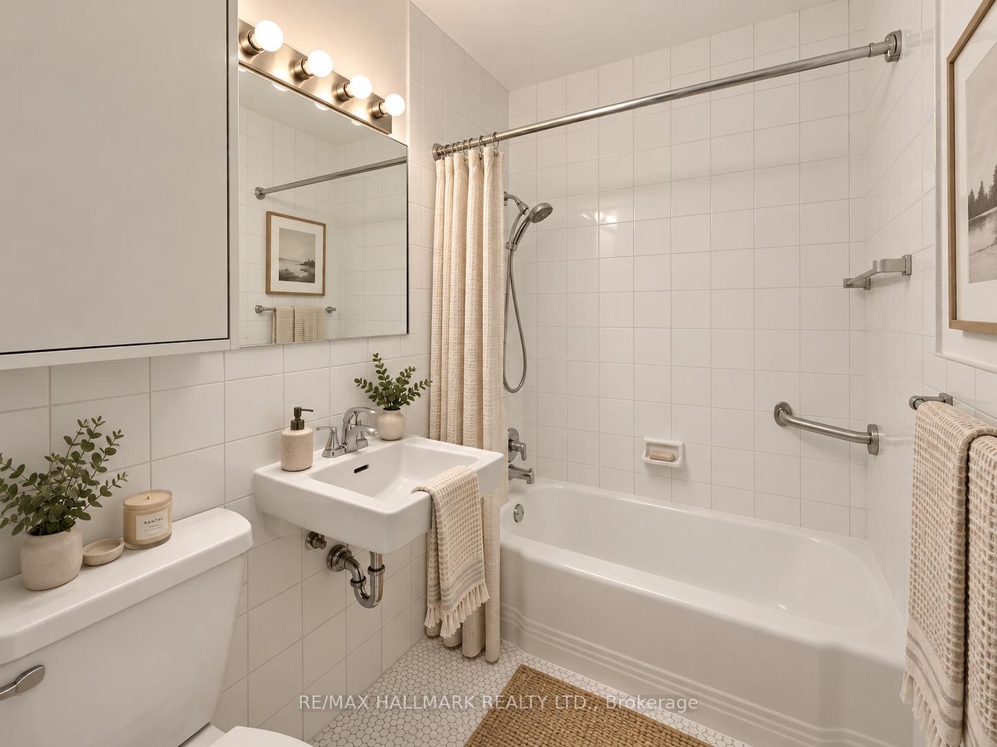 Photo 7 of Unit 403, 30 Upper Canada Drive, North York, St. Andrew-Windfields — HOMEH