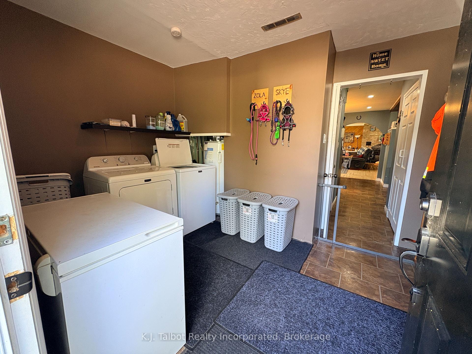 Photo 2 of 24 Maclellan Drive, Huron East, Tuckersmith — HOMEH