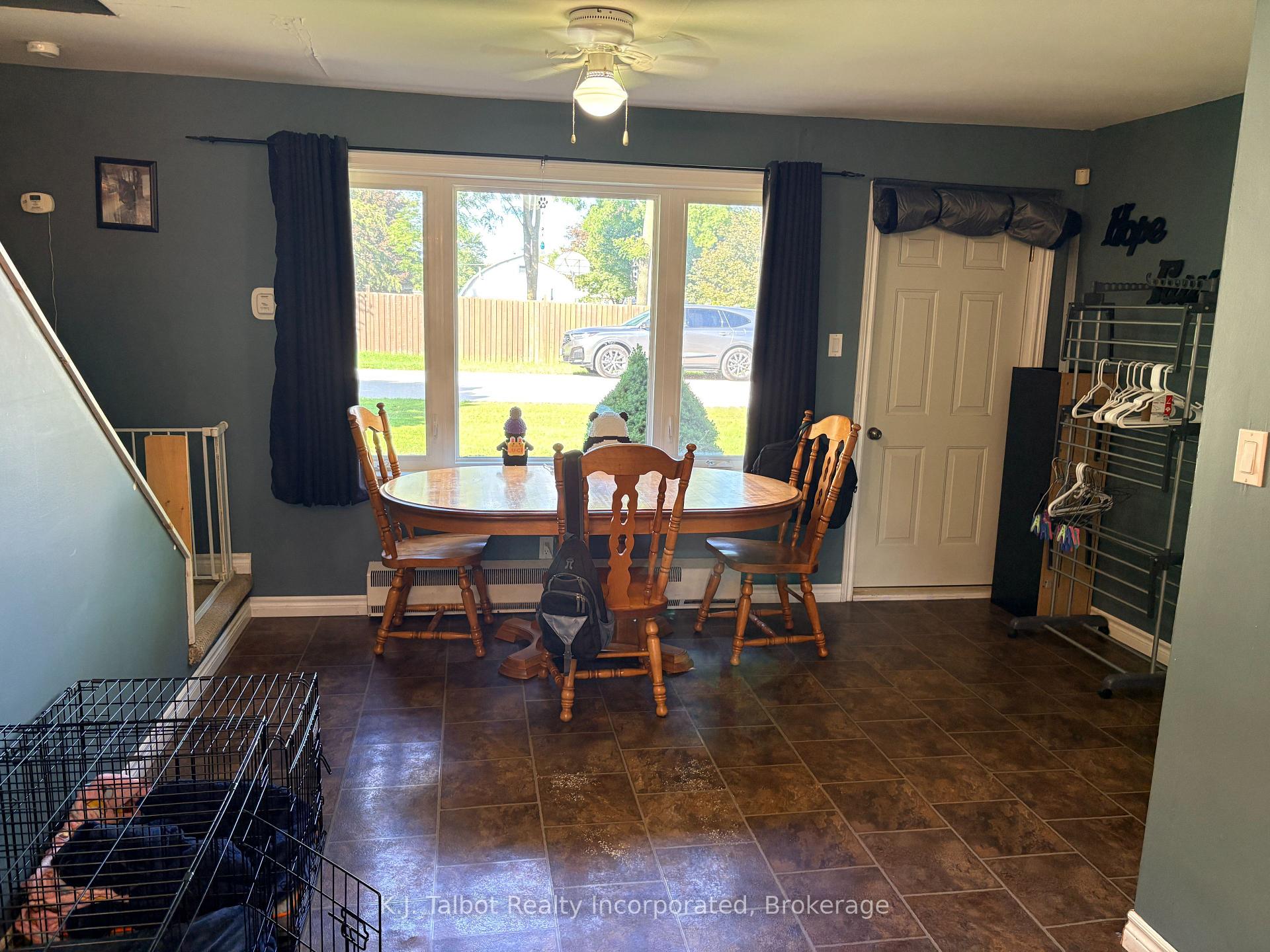Photo 10 of 24 Maclellan Drive, Huron East, Tuckersmith — HOMEH