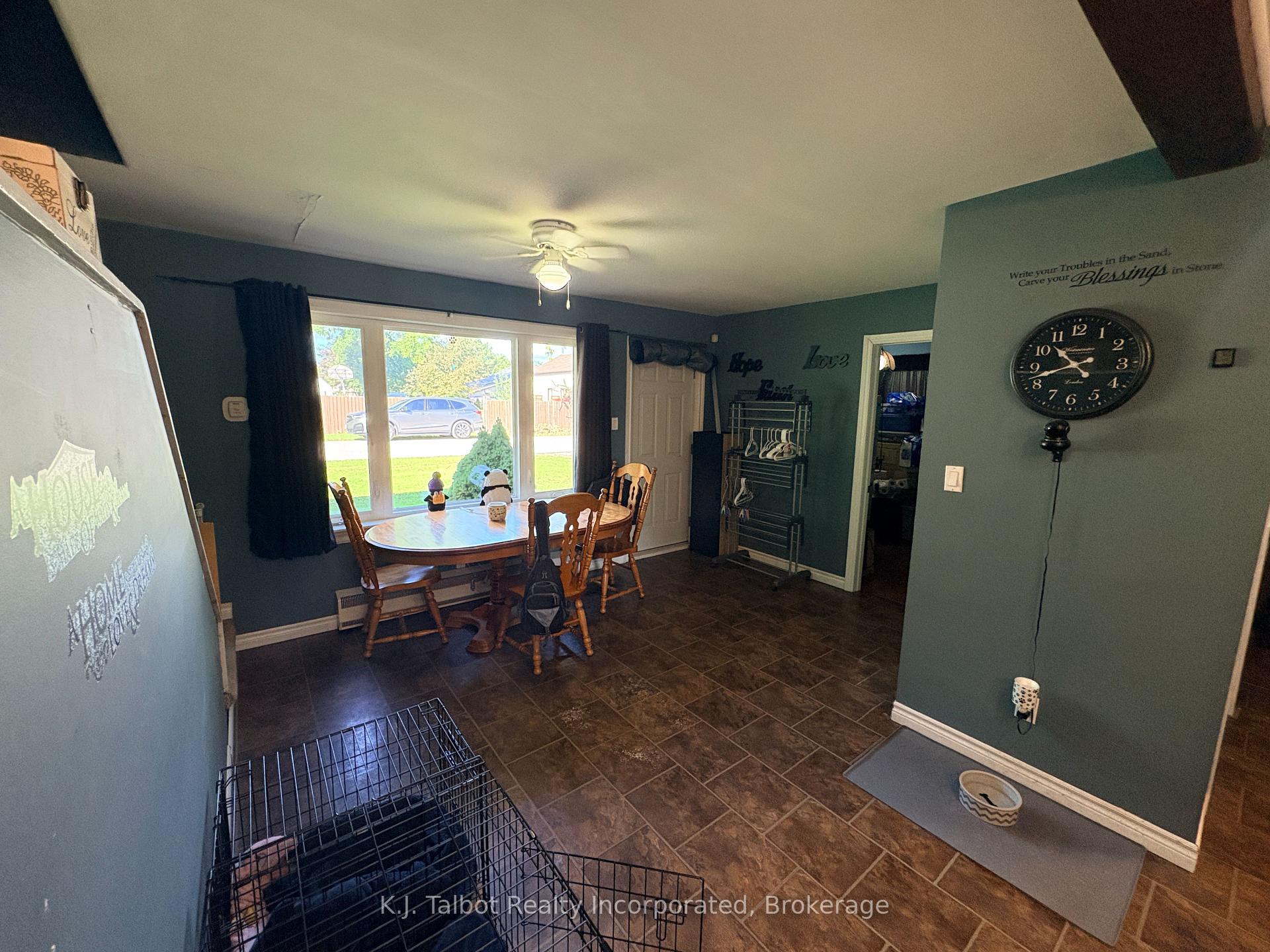 Photo 11 of 24 Maclellan Drive, Huron East, Tuckersmith — HOMEH