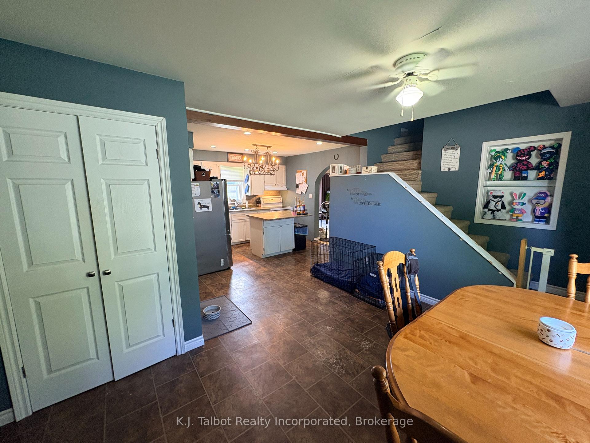 Photo 12 of 24 Maclellan Drive, Huron East, Tuckersmith — HOMEH