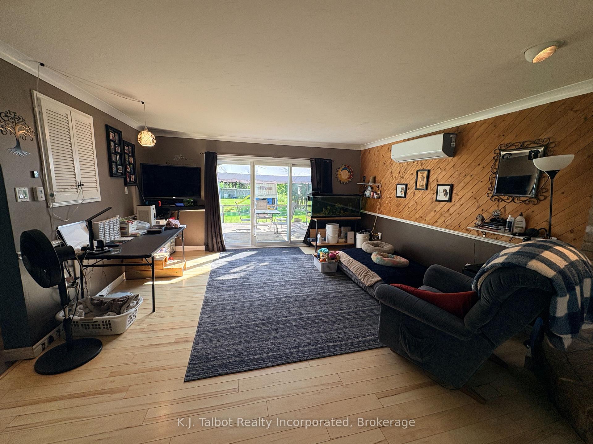 Photo 16 of 24 Maclellan Drive, Huron East, Tuckersmith — HOMEH