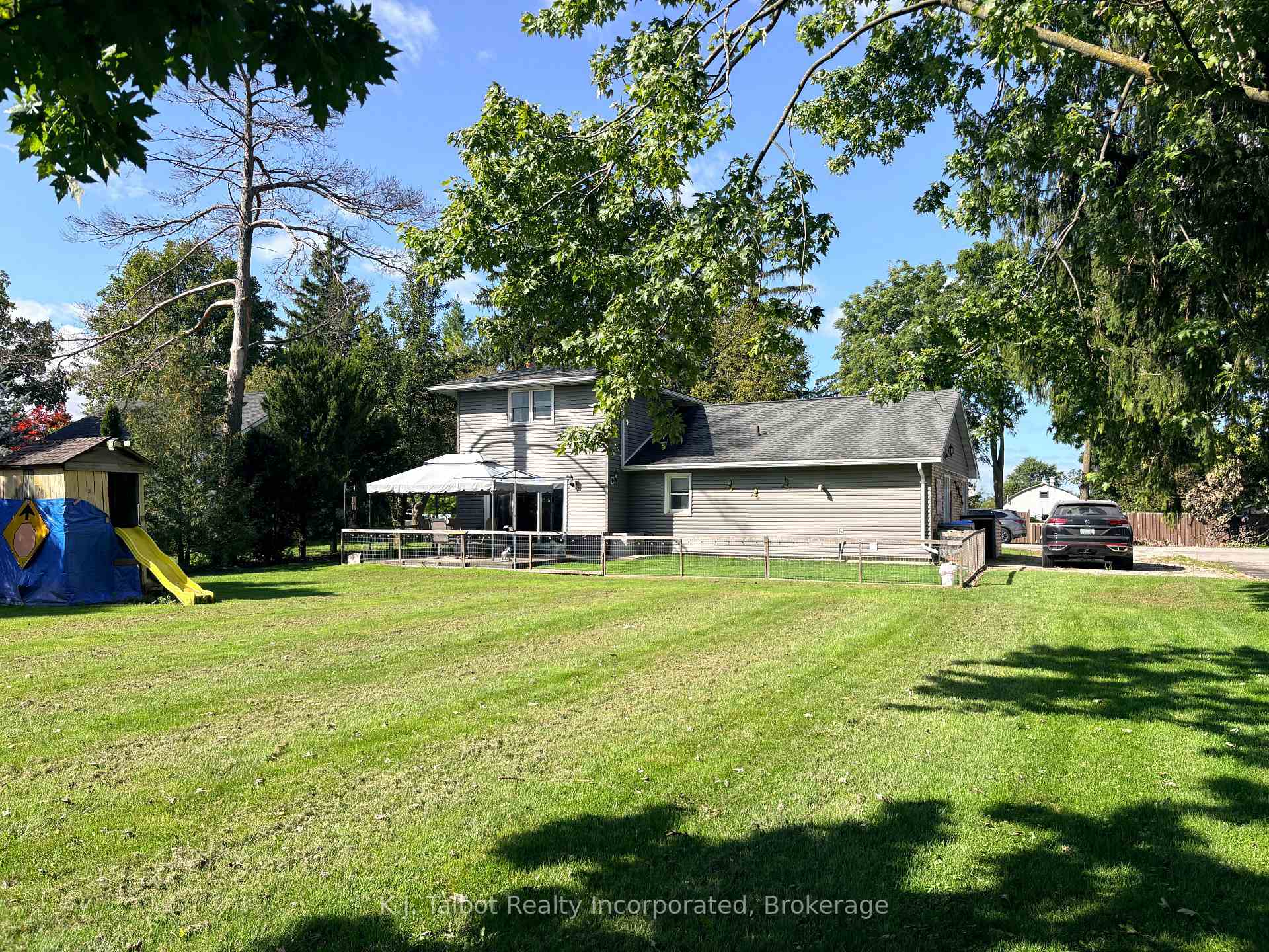 Photo 26 of 24 Maclellan Drive, Huron East, Tuckersmith — HOMEH