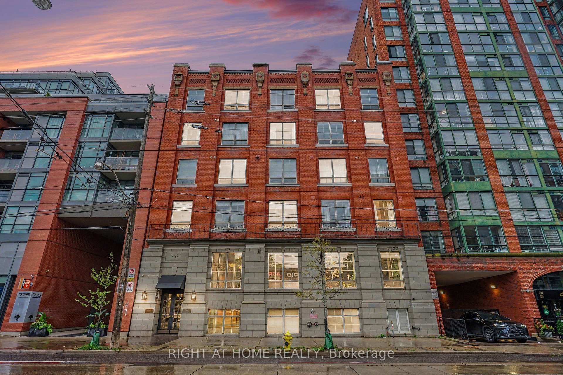 Photo 1 of Unit 408, 781 King Street W, Toronto, Niagara — HOMEH