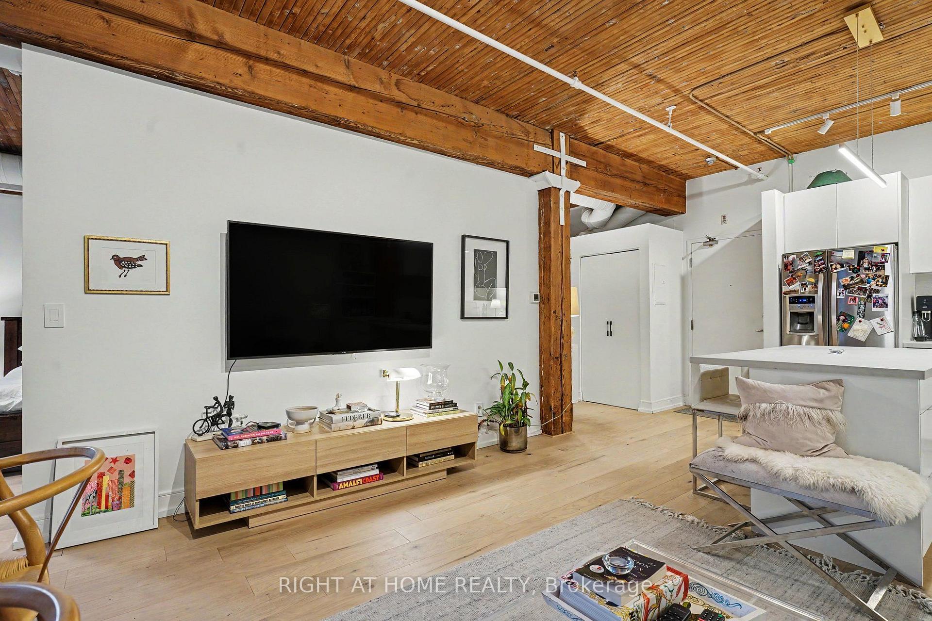 Photo 2 of Unit 408, 781 King Street W, Toronto, Niagara — HOMEH