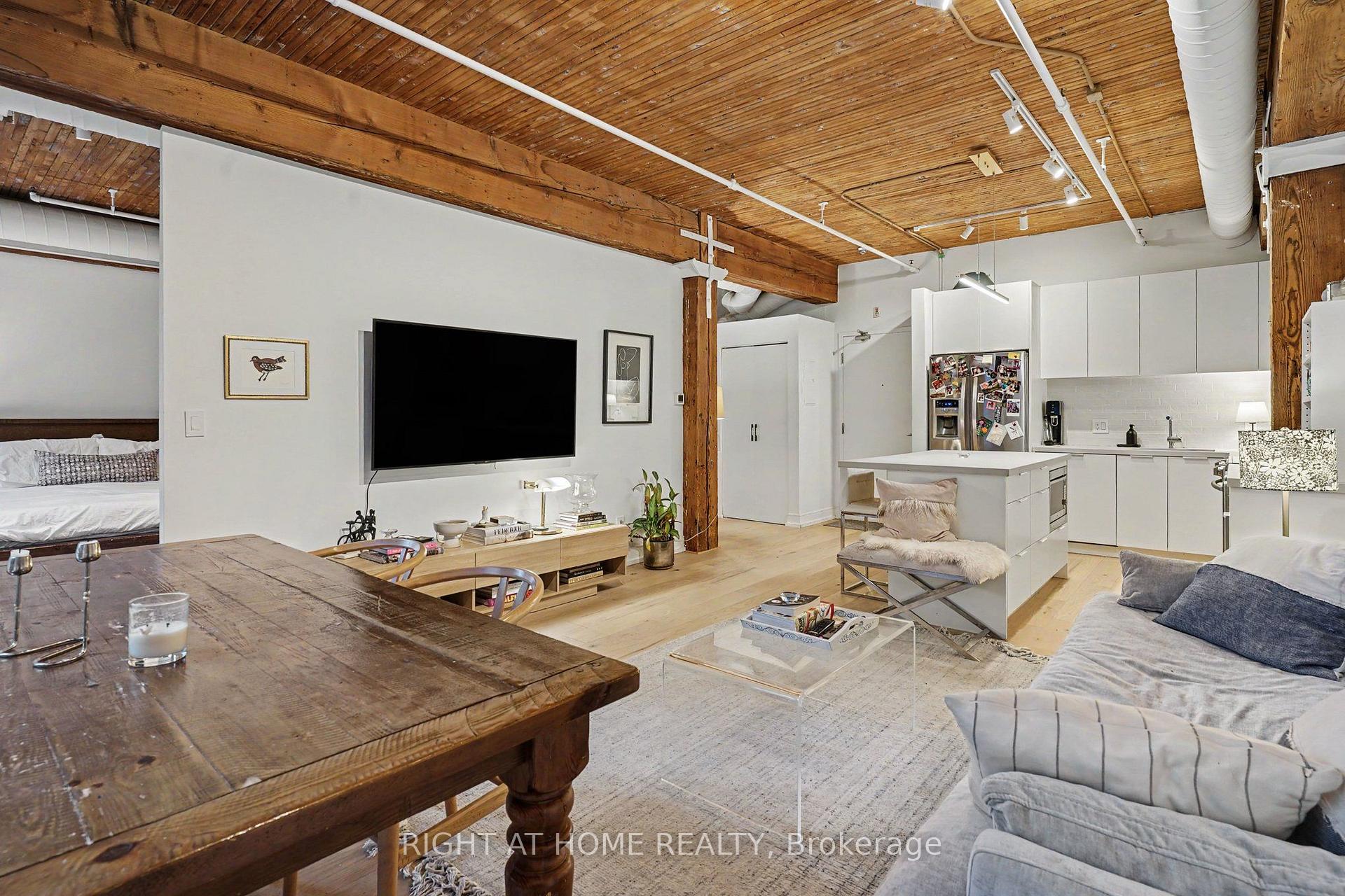 Photo 3 of Unit 408, 781 King Street W, Toronto, Niagara — HOMEH