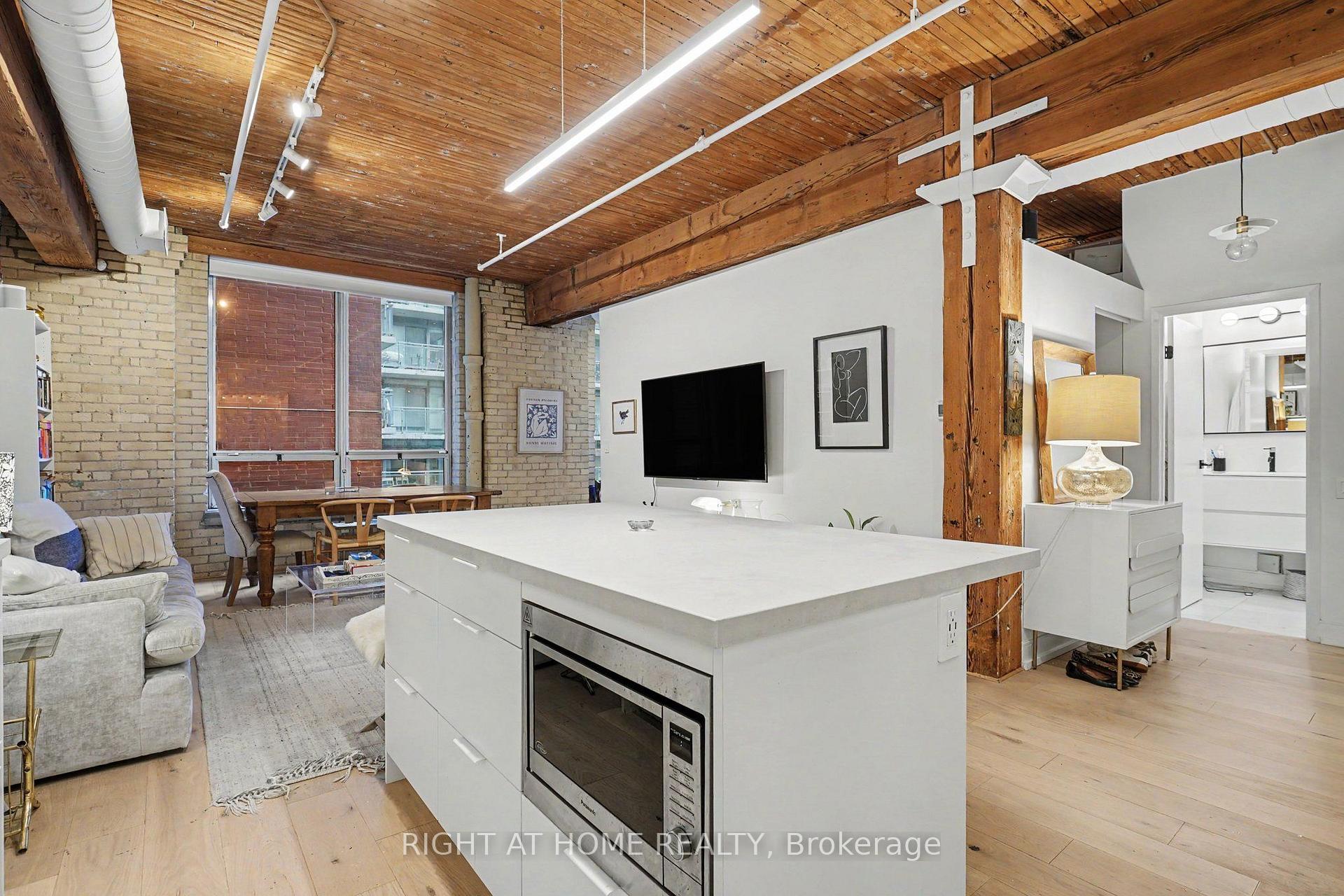 Photo 11 of Unit 408, 781 King Street W, Toronto, Niagara — HOMEH
