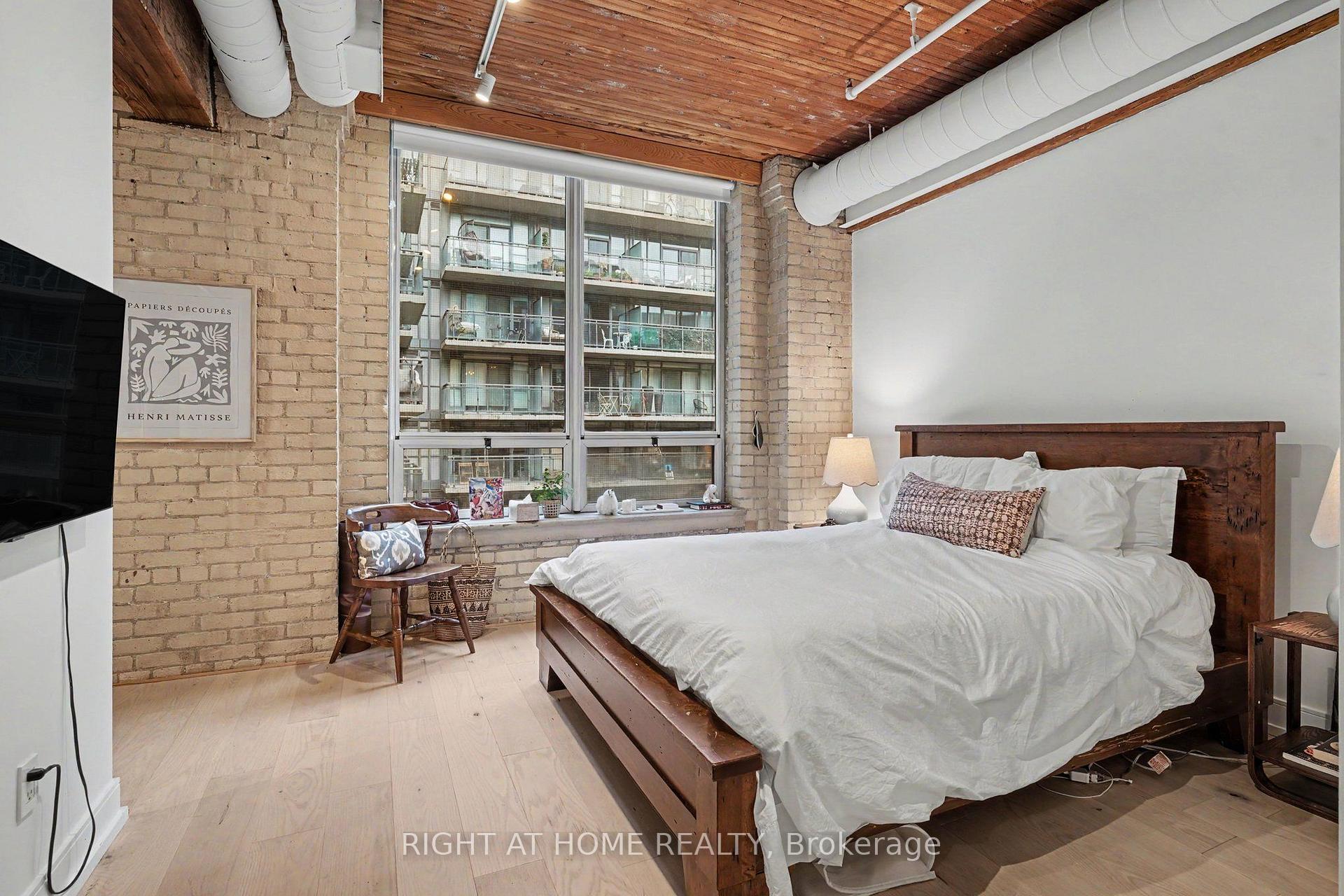 Photo 13 of Unit 408, 781 King Street W, Toronto, Niagara — HOMEH