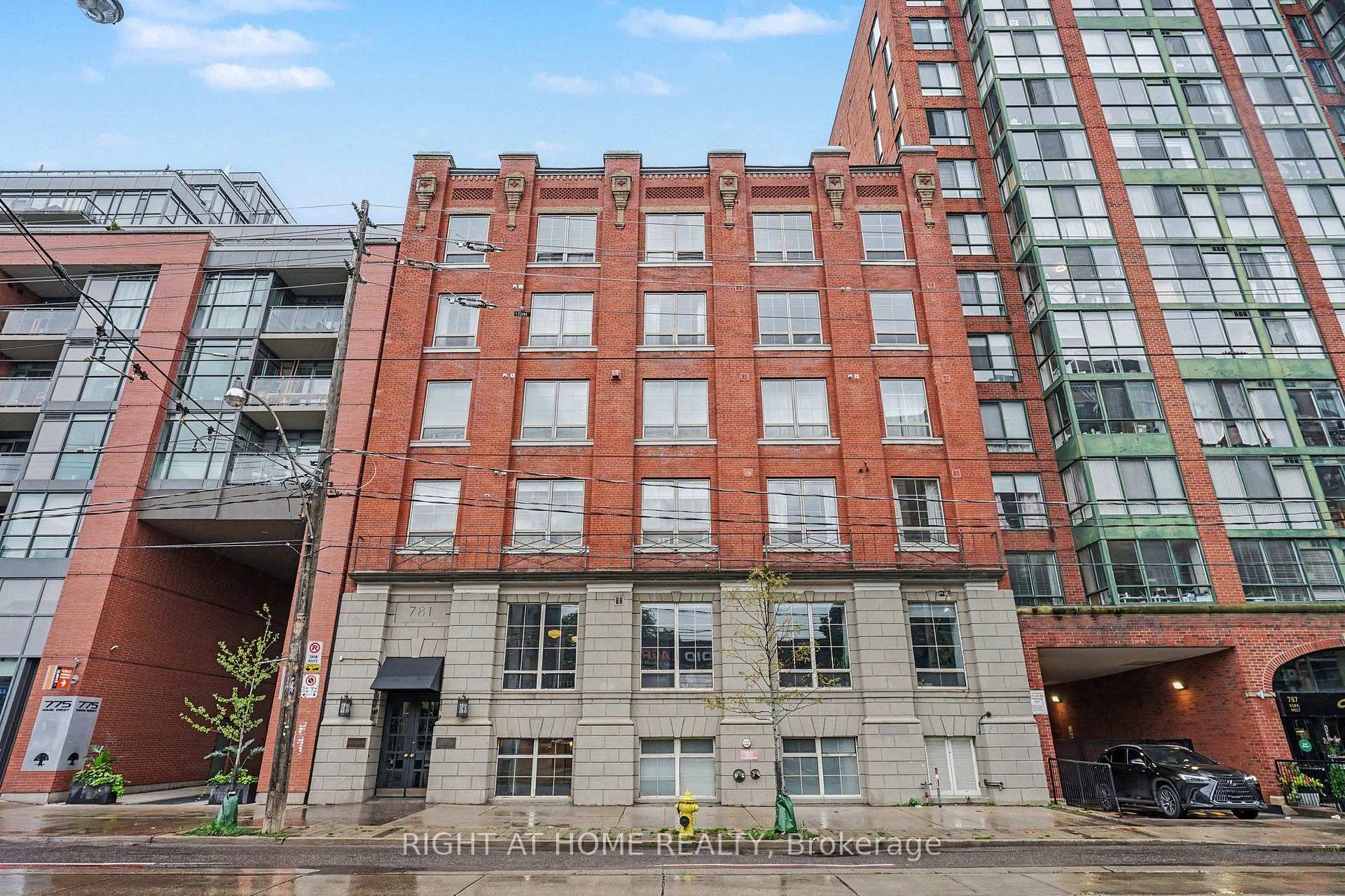 Photo 19 of Unit 408, 781 King Street W, Toronto, Niagara — HOMEH
